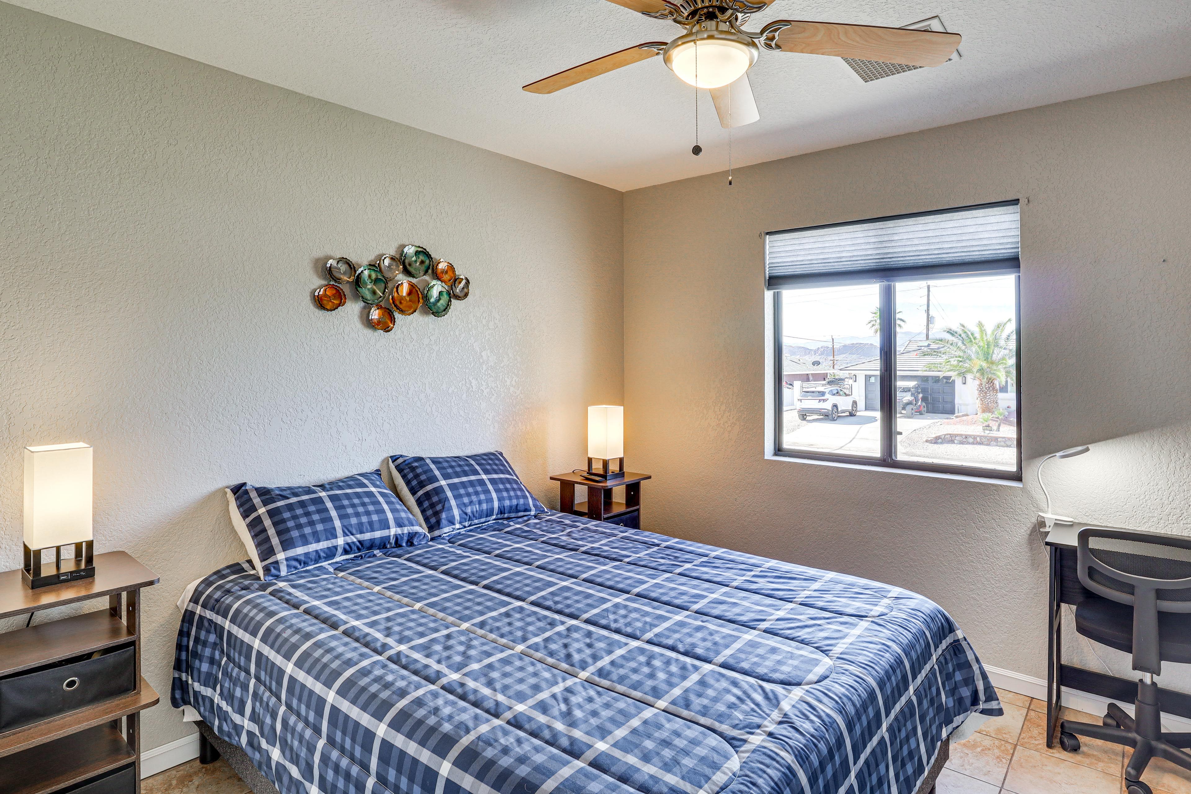 Bedroom 3 | Queen Bed