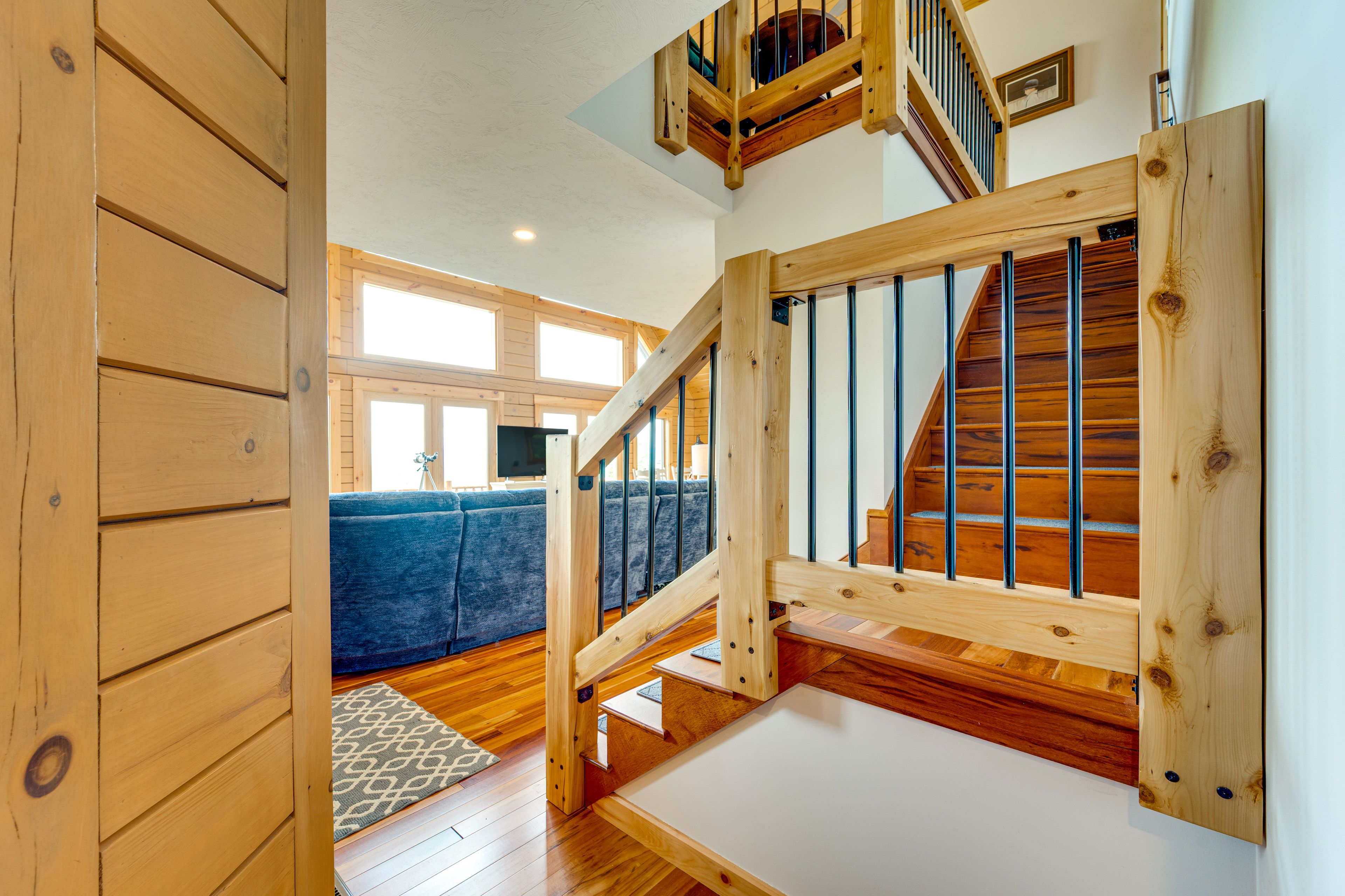 Staircase | Main Floor