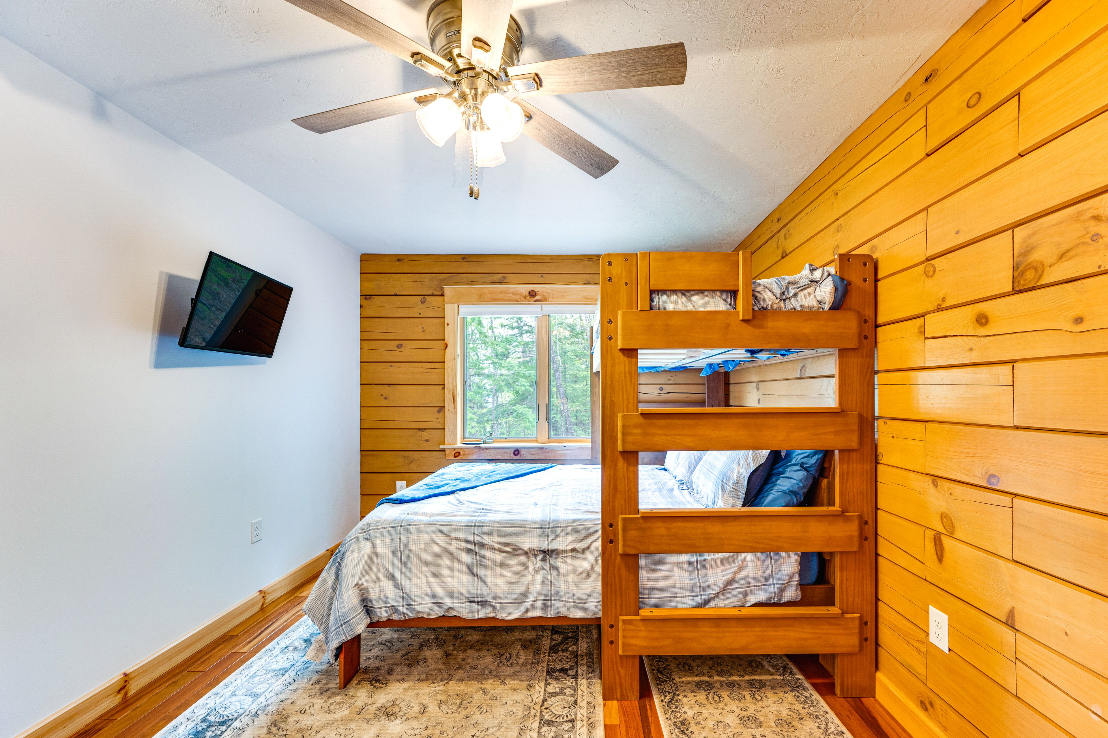Bedroom 2 | Queen Bed | Lofted Twin Bed | Main Floor