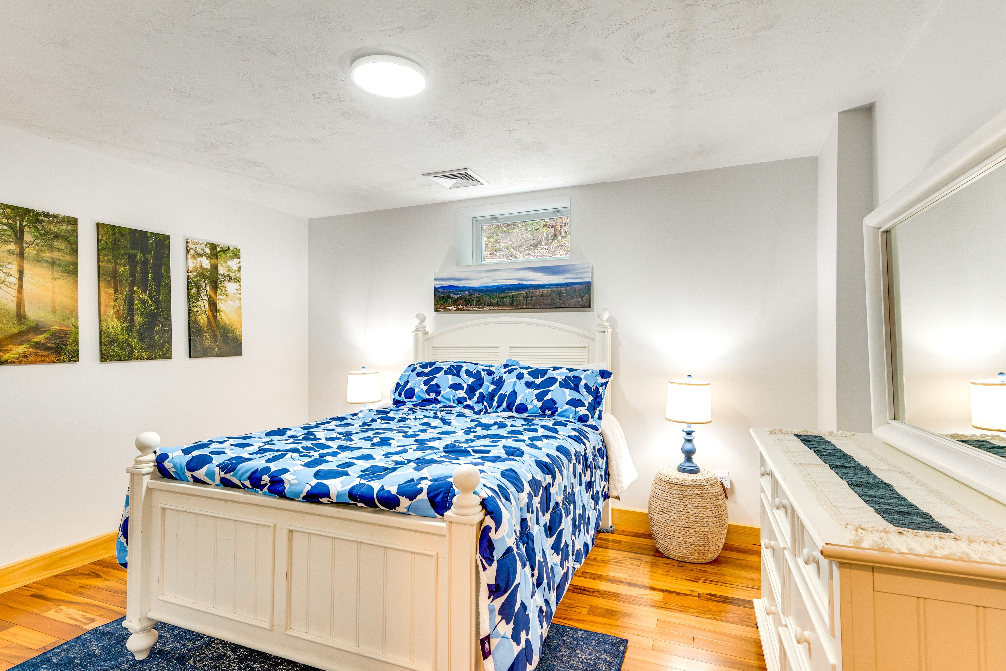 Bedroom 4 | Queen Bed | Lower Floor