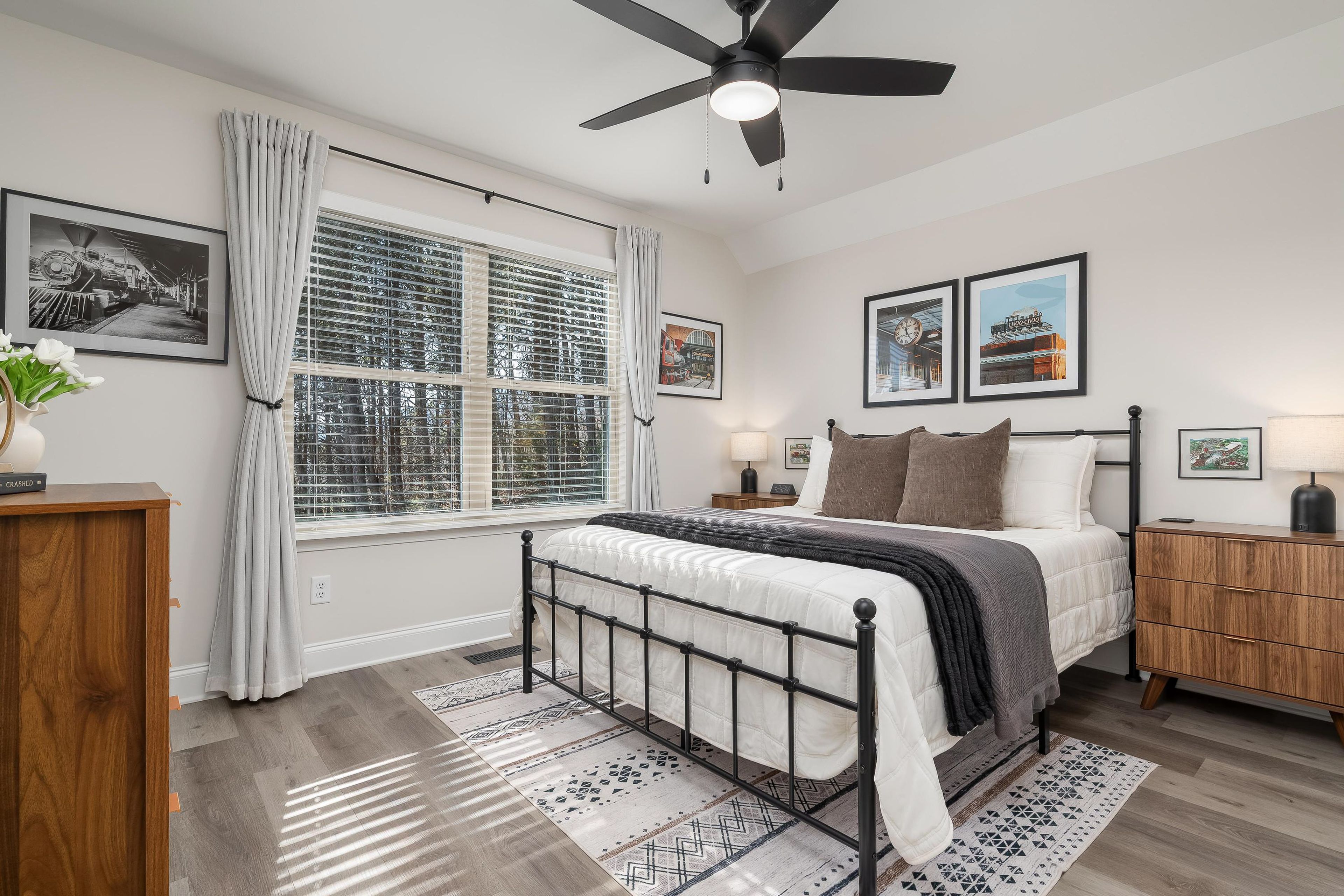 Bedroom 3 | Queen Bed | 2nd Floor