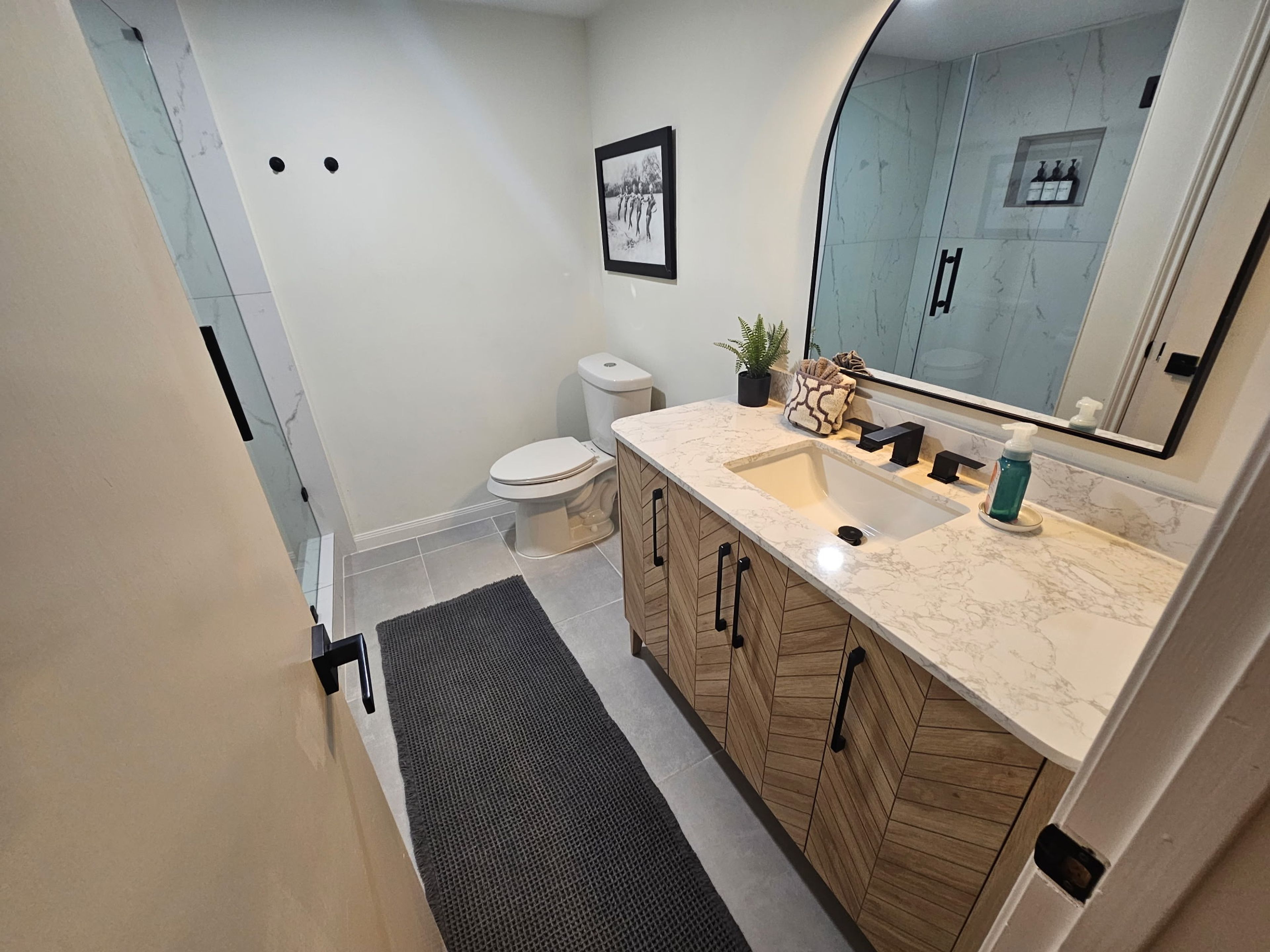 En-Suite Bathroom | Shower | 1st Floor