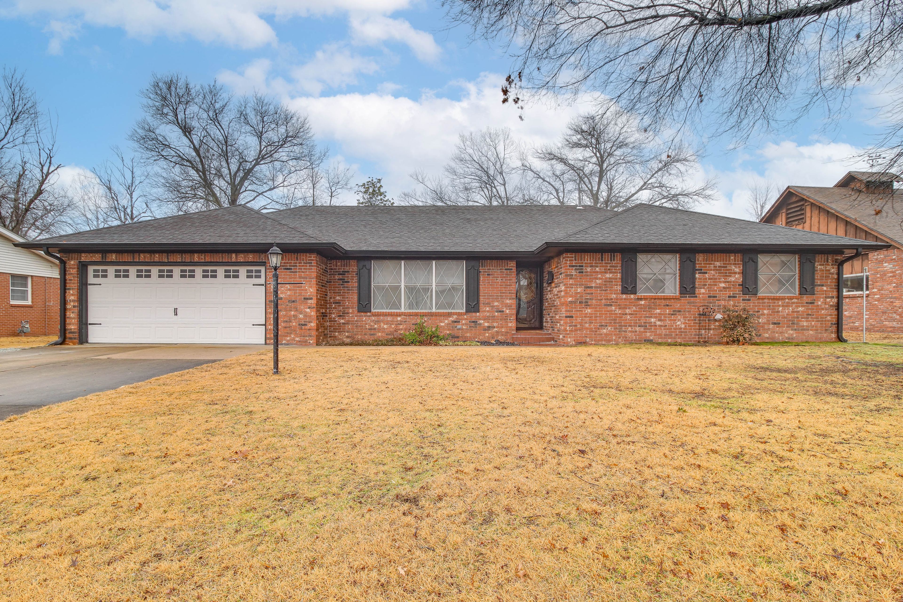 Property Exterior | Single-Story Home | Keyless Entry
