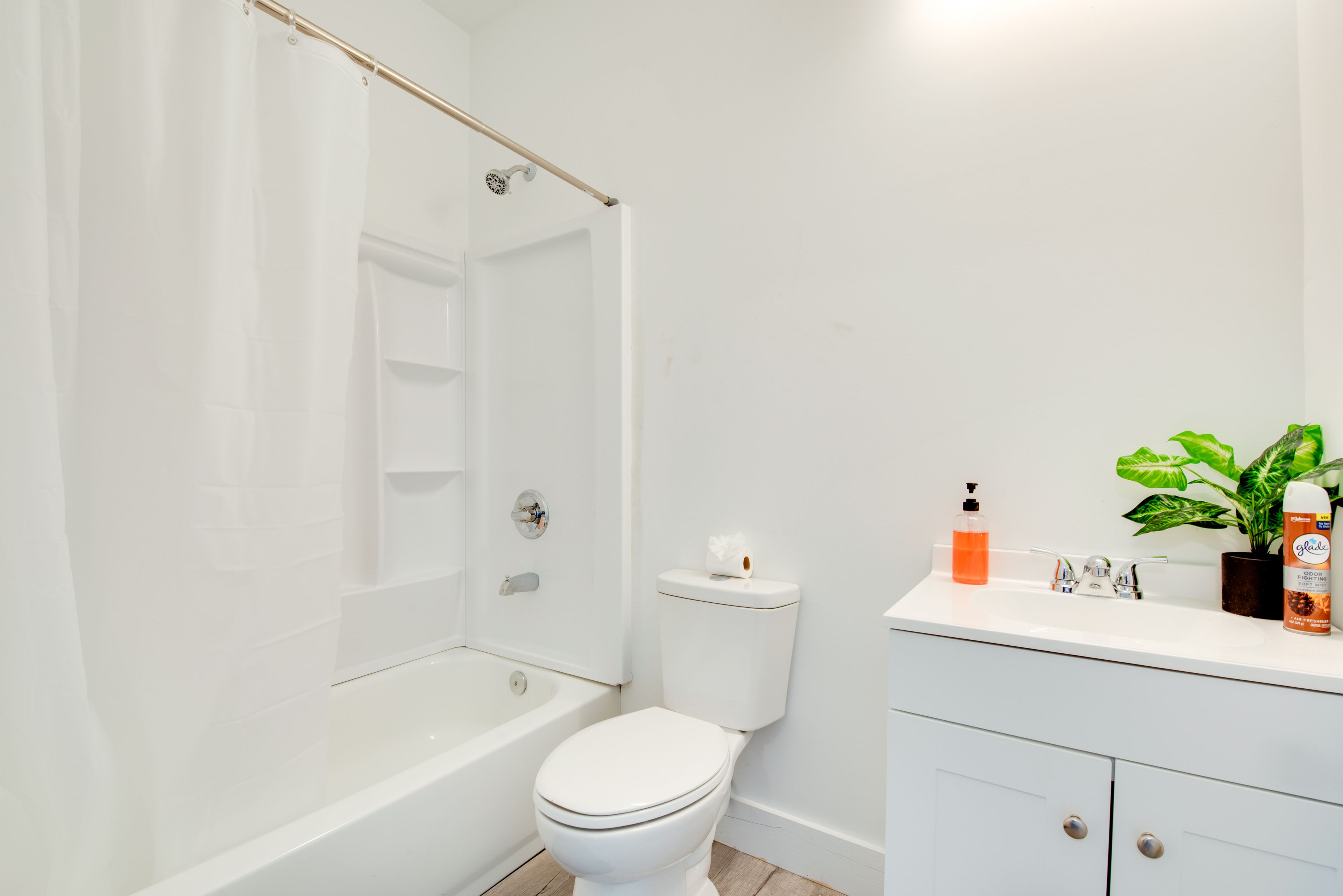 En-Suite Bathroom