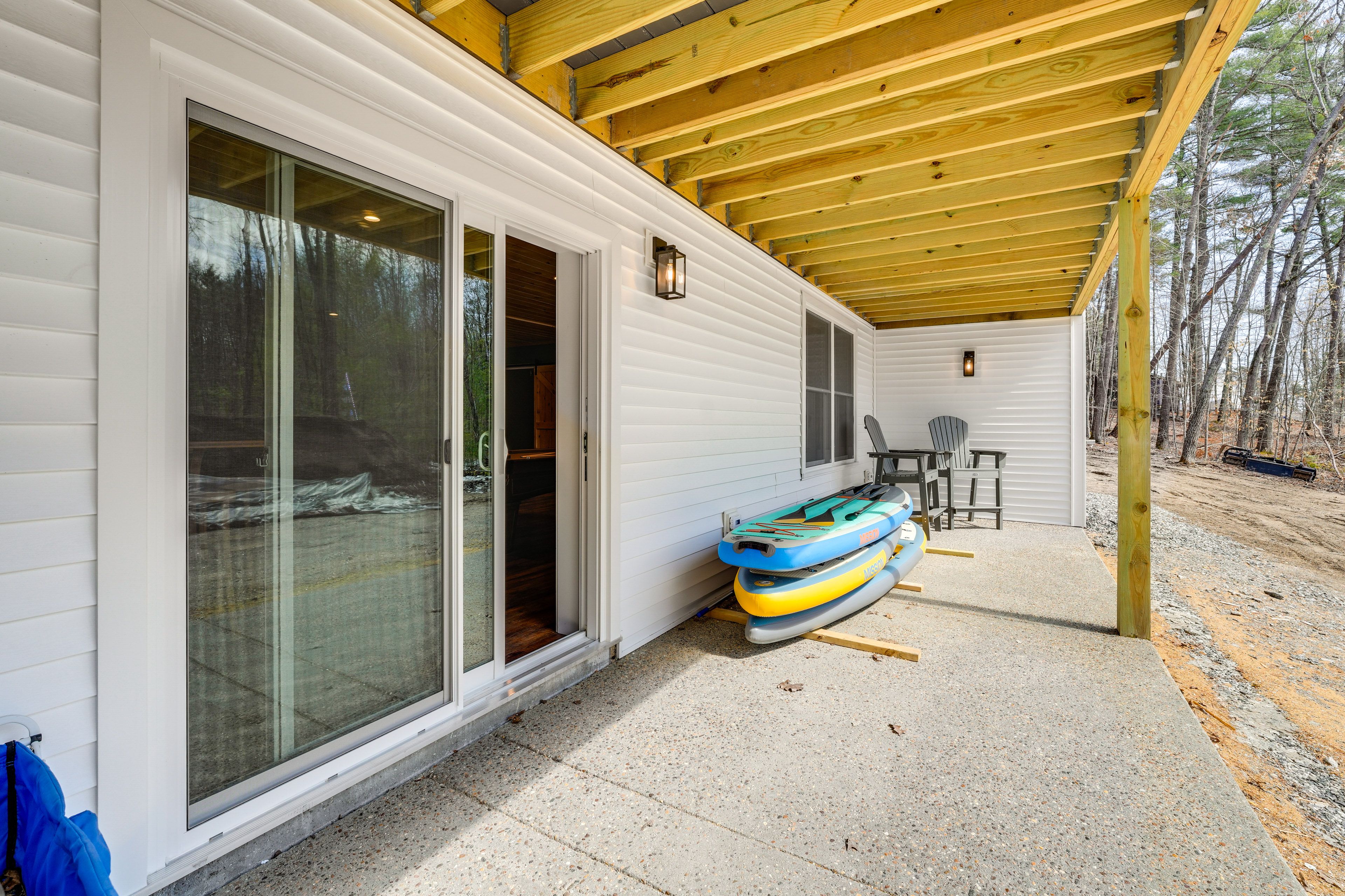 Townhome Exterior | Covered Patio | 2 Paddleboards | Life Vests
