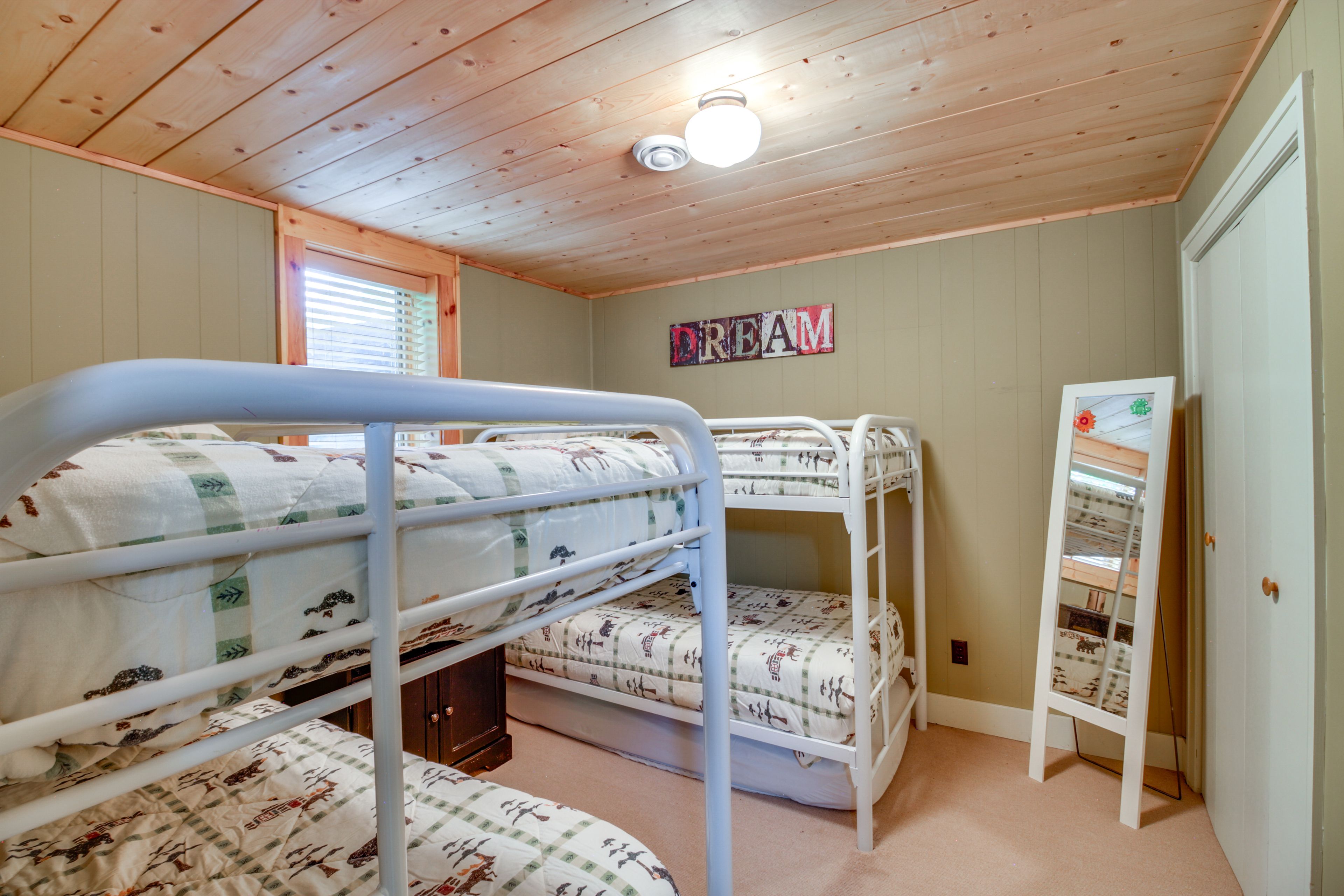 Bedroom 3 | 2 Twin Bunk Beds | Basement Level