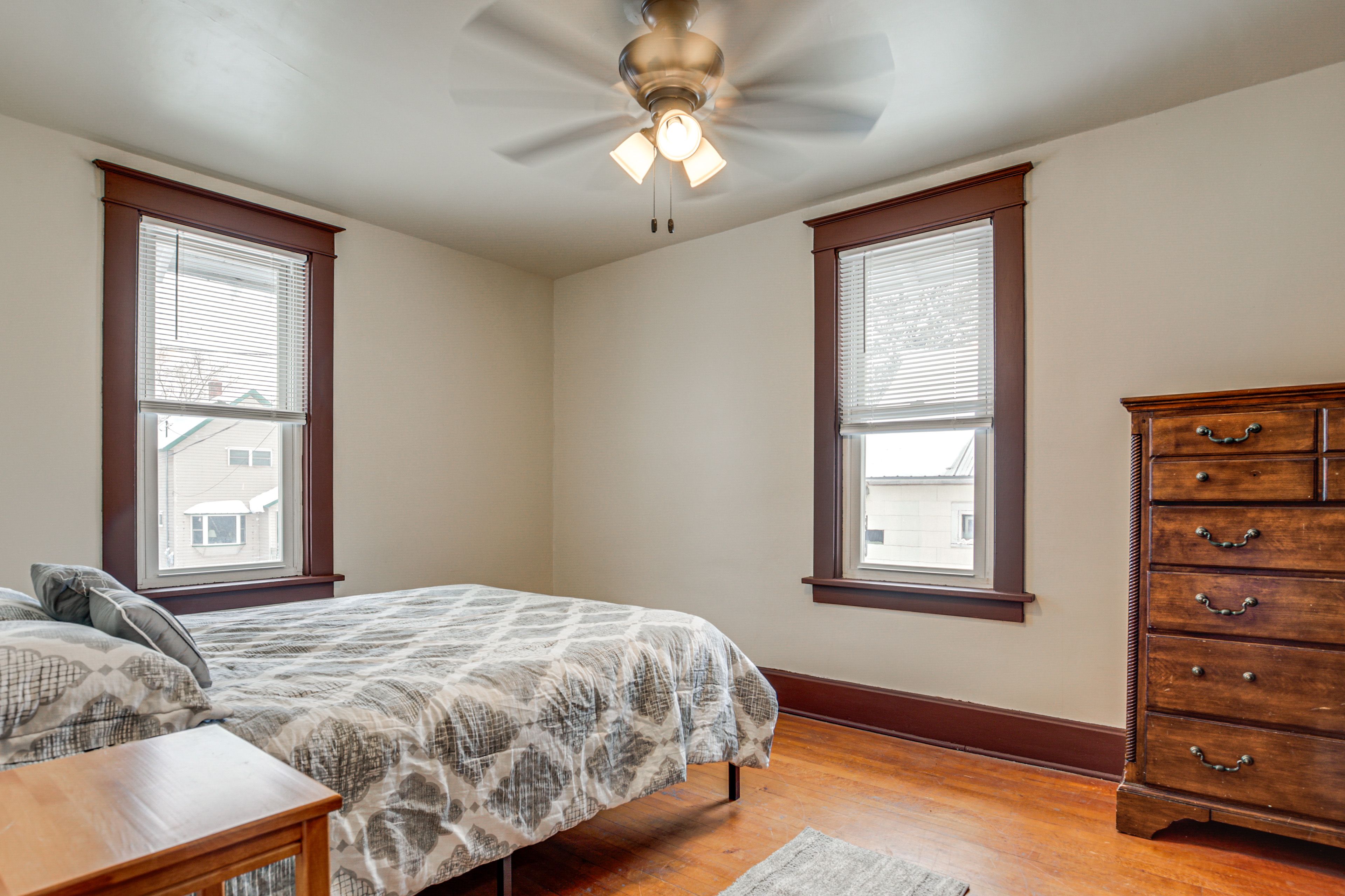 Bedroom 1 | Queen Bed | 2nd Floor