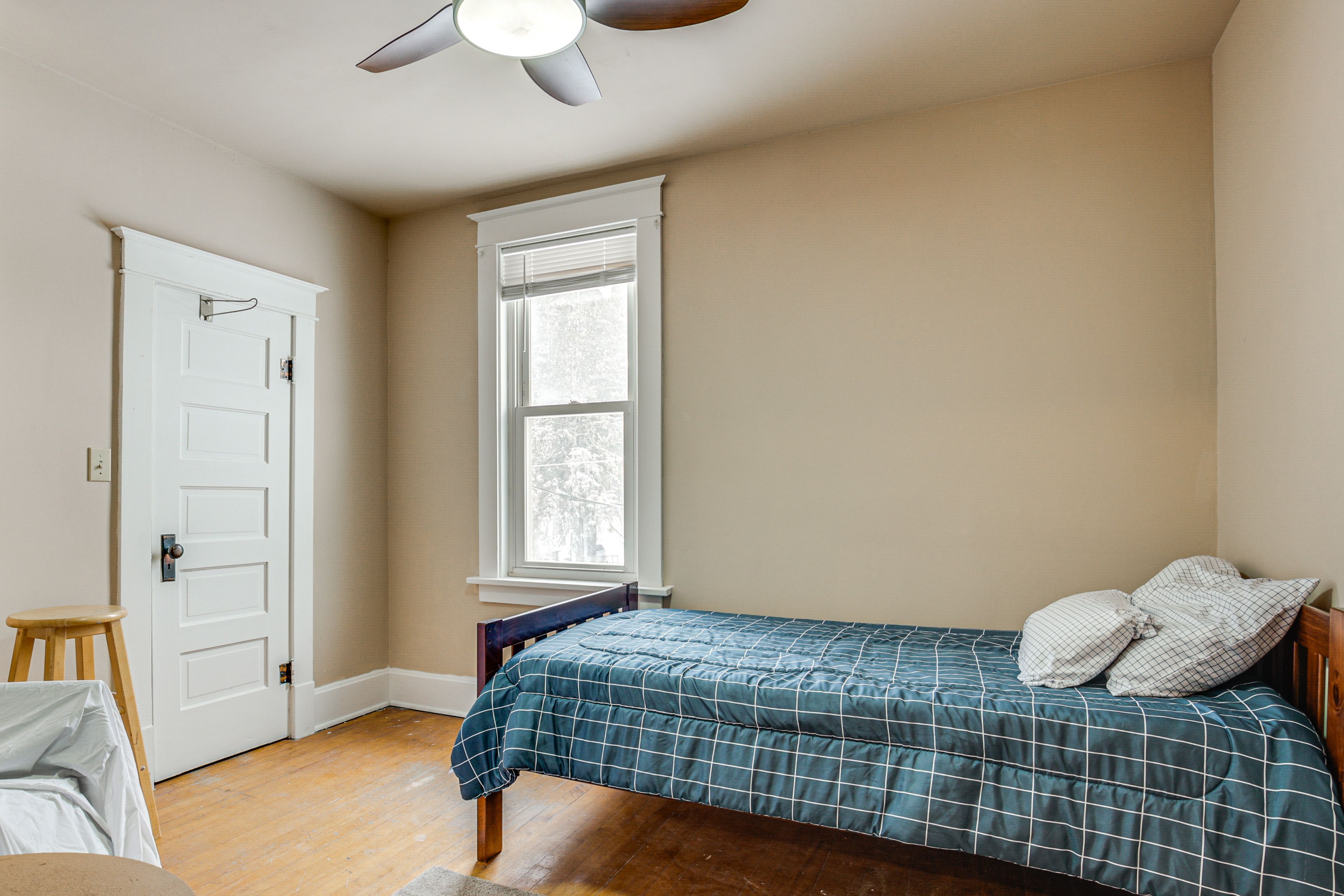 Bedroom 4 | Twin Bed | 2nd Floor
