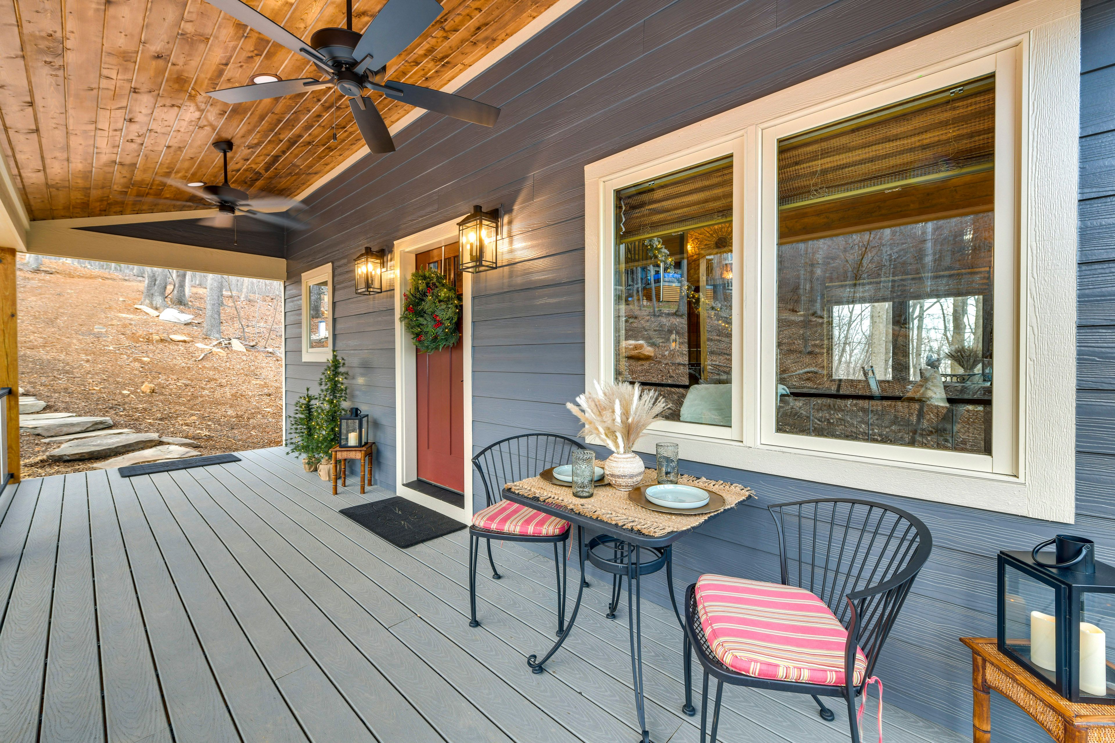 Wraparound Deck