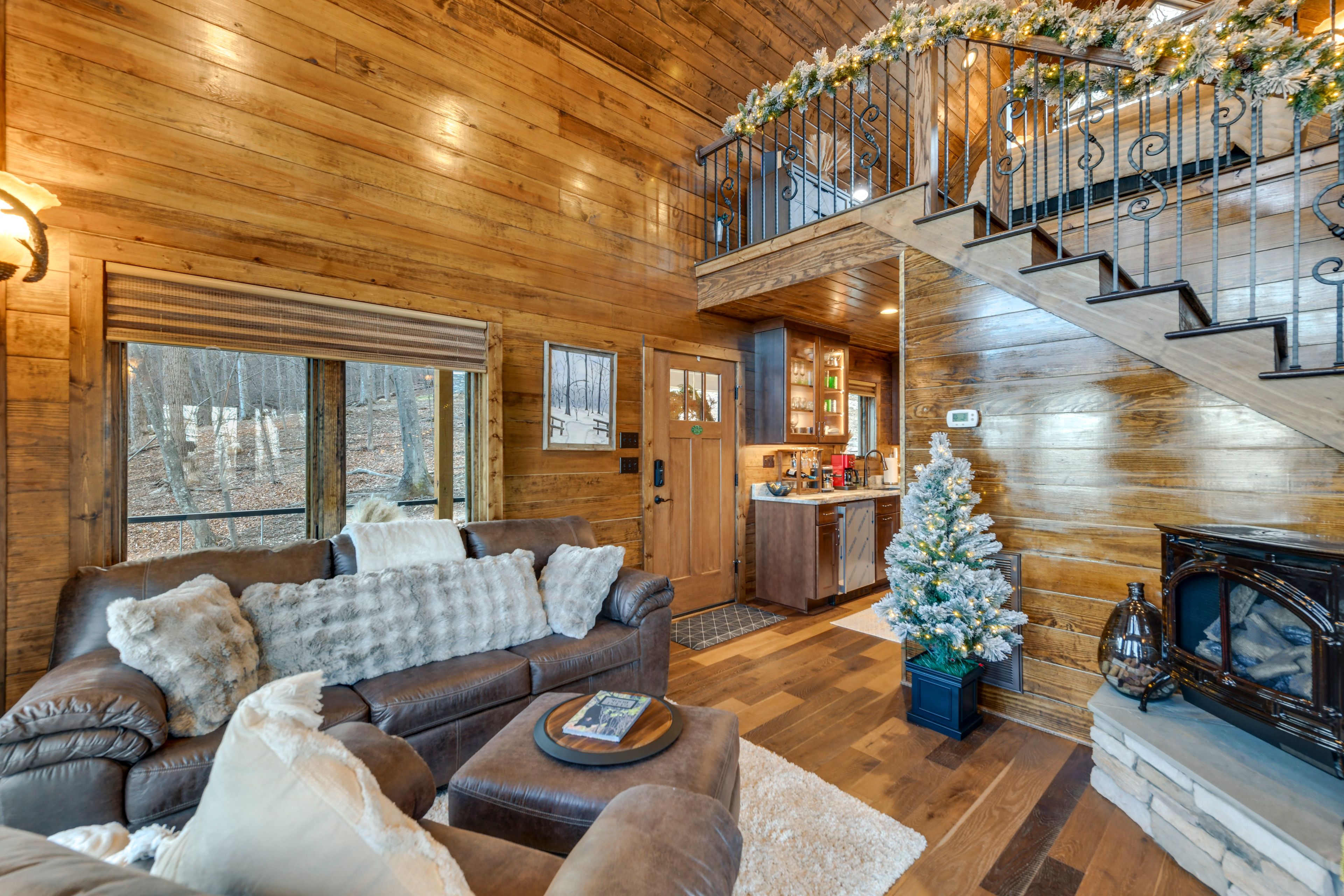 Studio | Living Area | 1st Floor | Full Sleeper Sofa