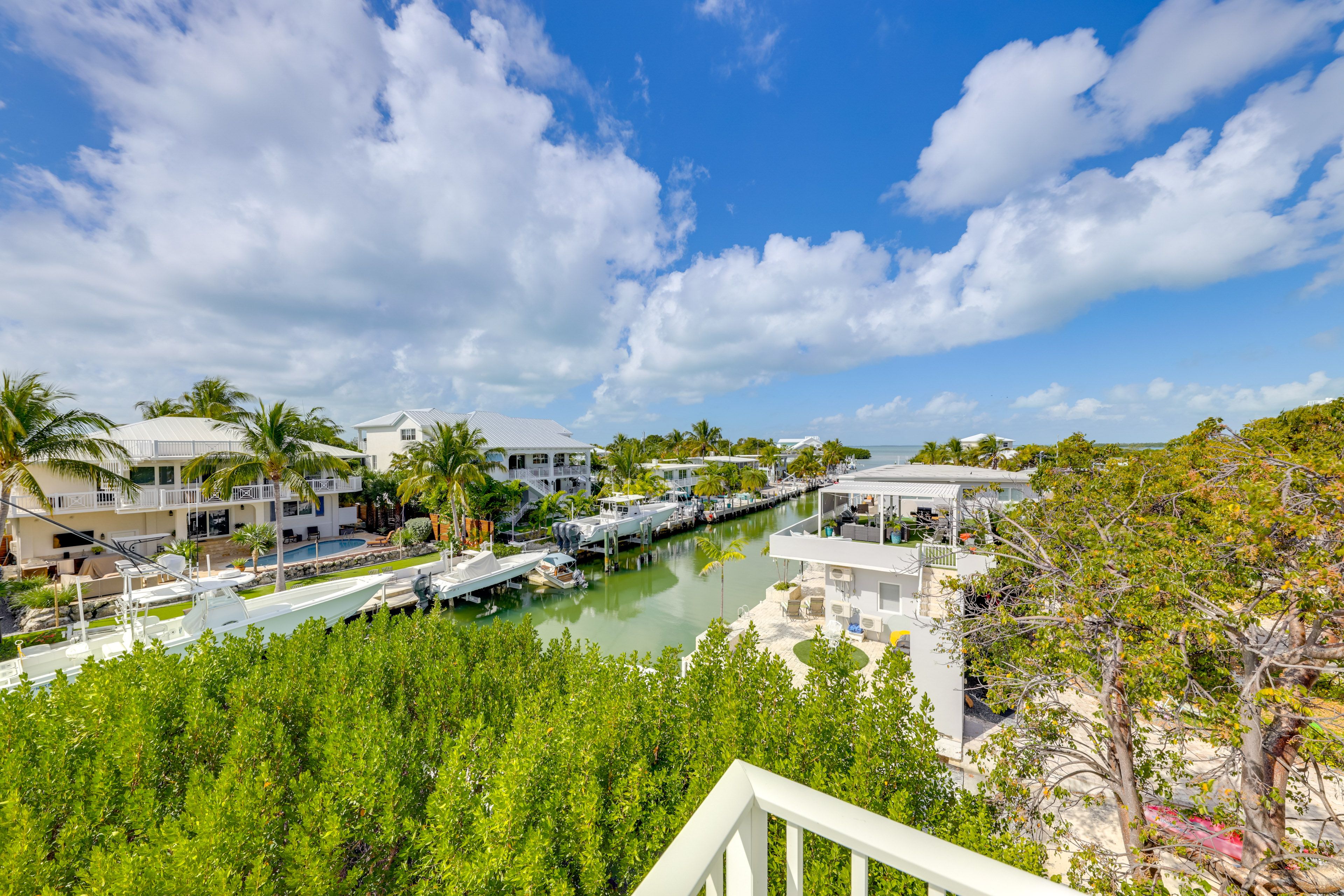 Tavernier Vacation Rental | 4BR | 2BA | 2,234 Sq Ft | Stairs Required