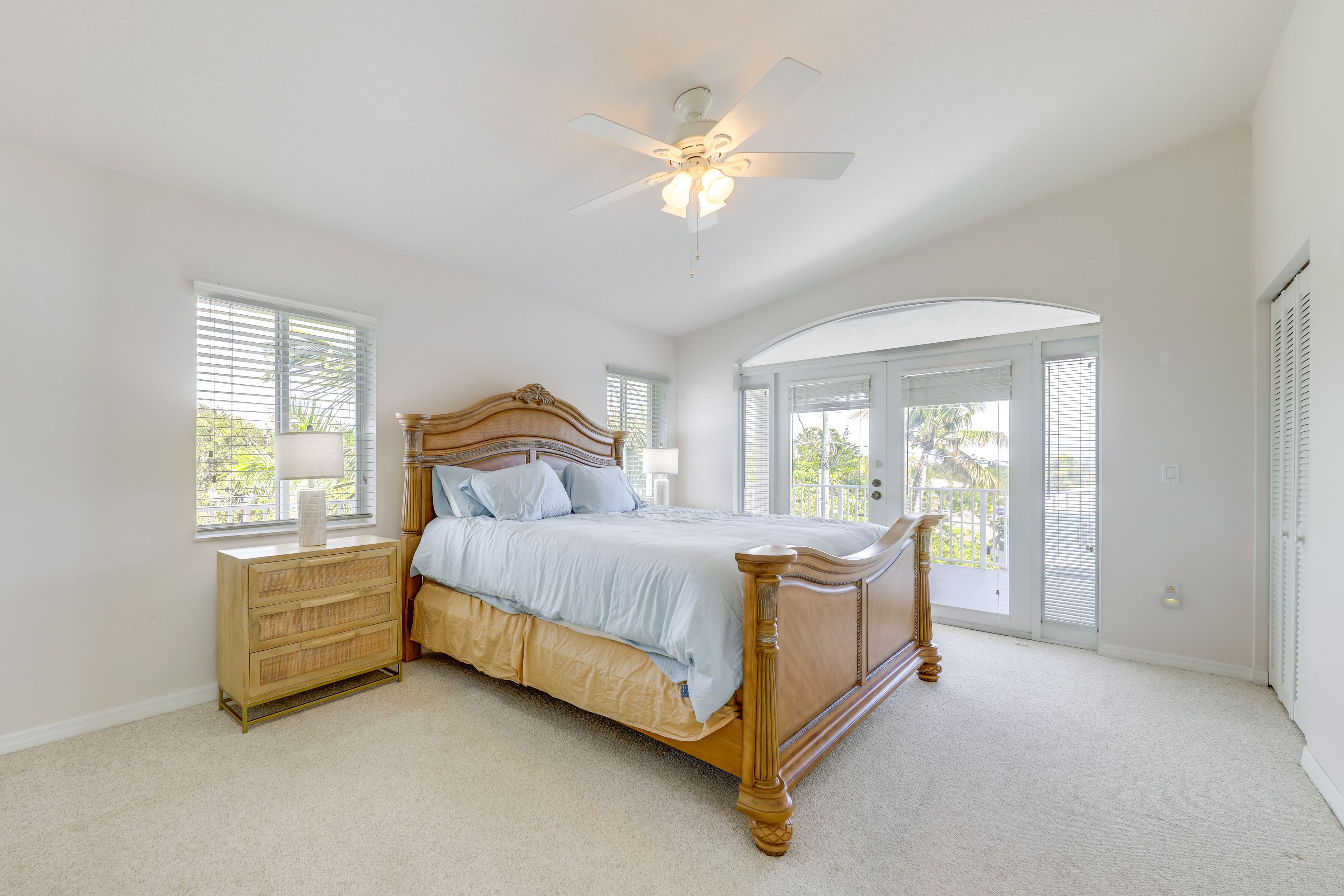 Bedroom 4 | King Bed | 3rd Floor