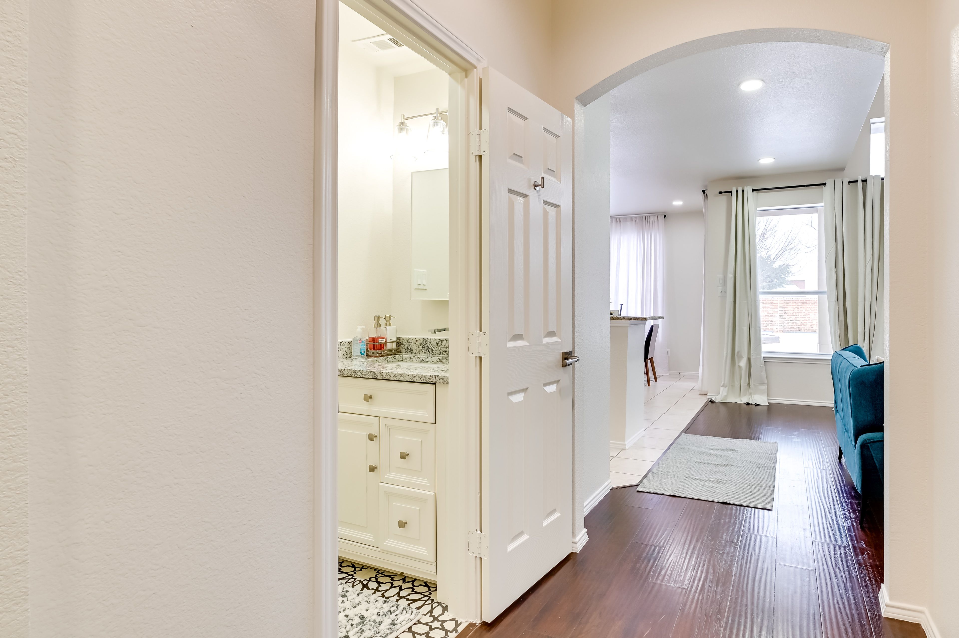 Half Bathroom | 1st Floor