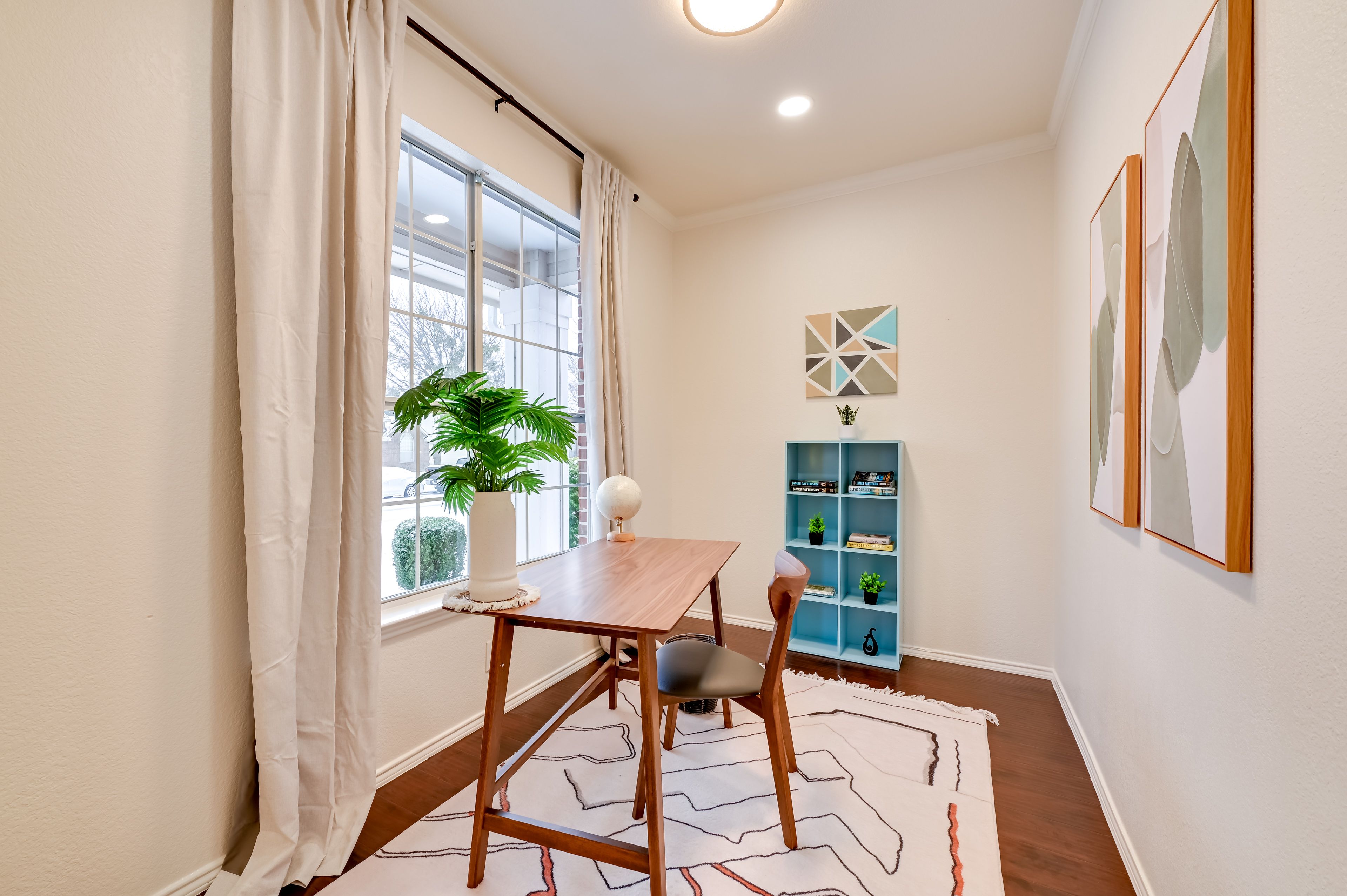 Office | 1st Floor