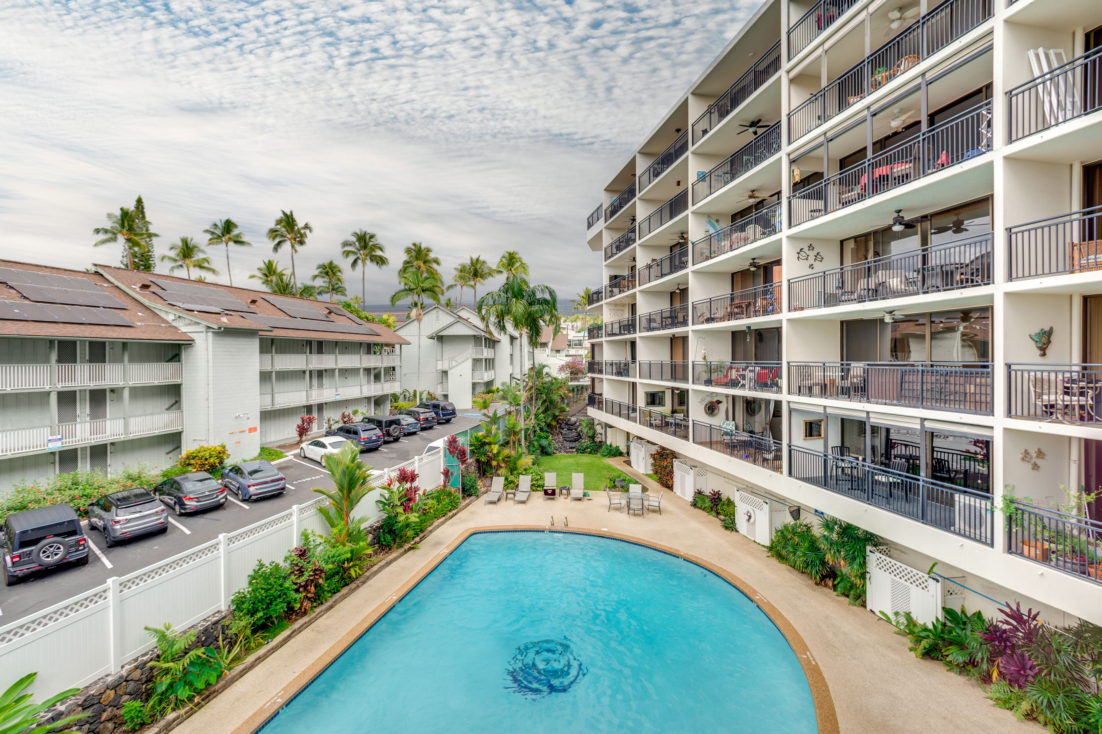Kona Ali'i | Community Amenities | Heated Outdoor Pool (Open Year-Round)
