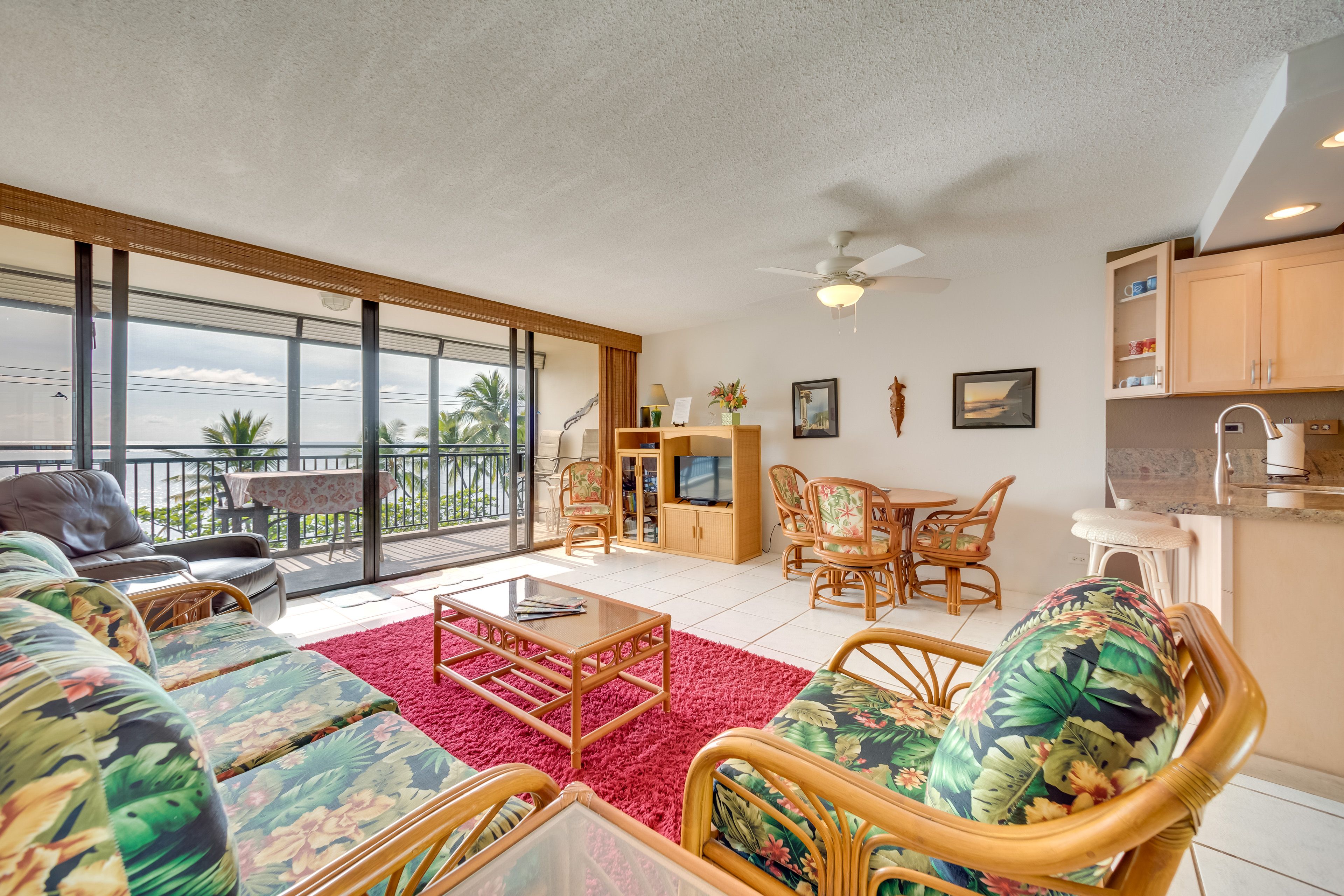 Living Room | Single-Story Condo | Ocean View | Flat-Screen TV w/ Cable