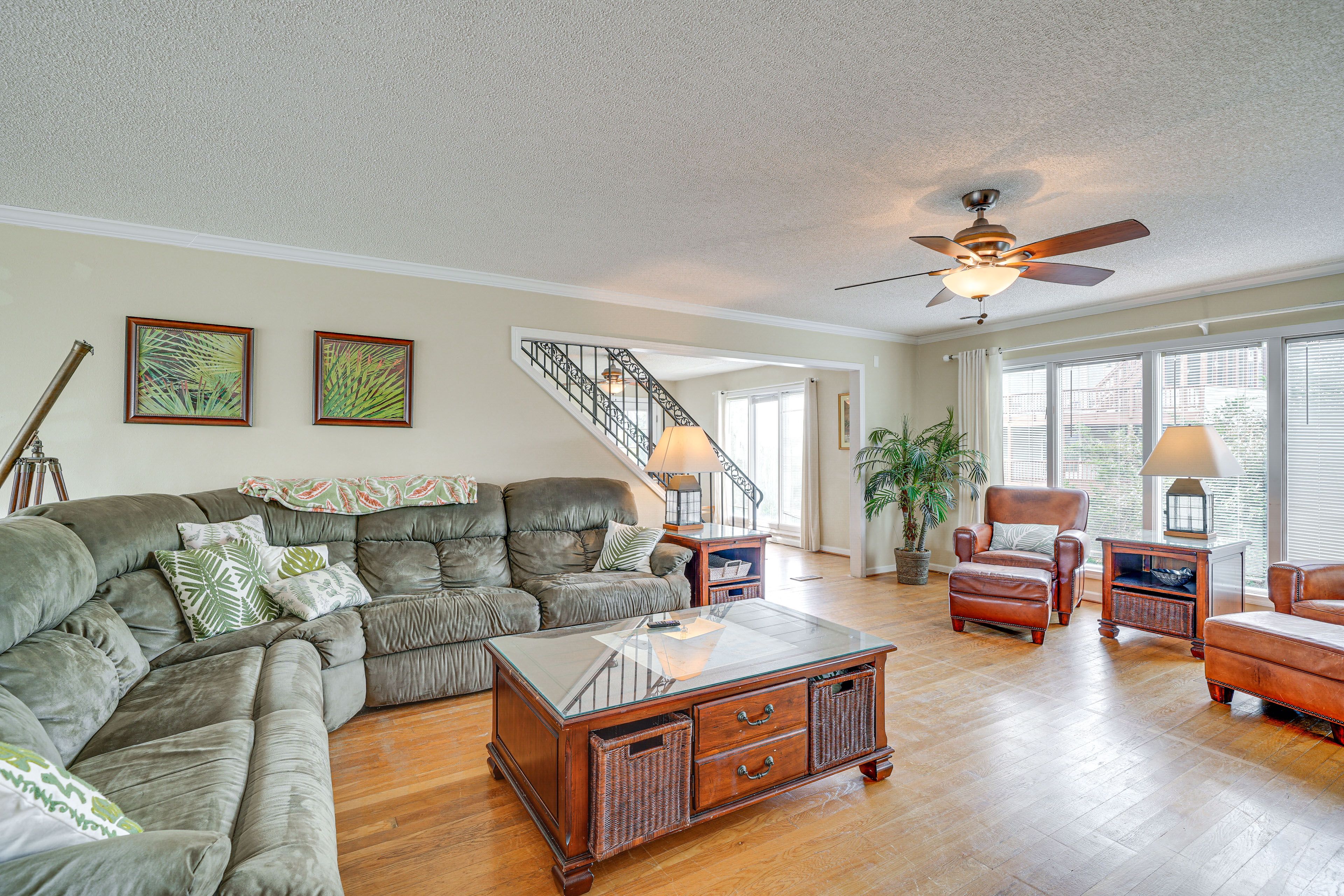 Living Room | 2nd Floor | Central A/C & Heating | Smart TV