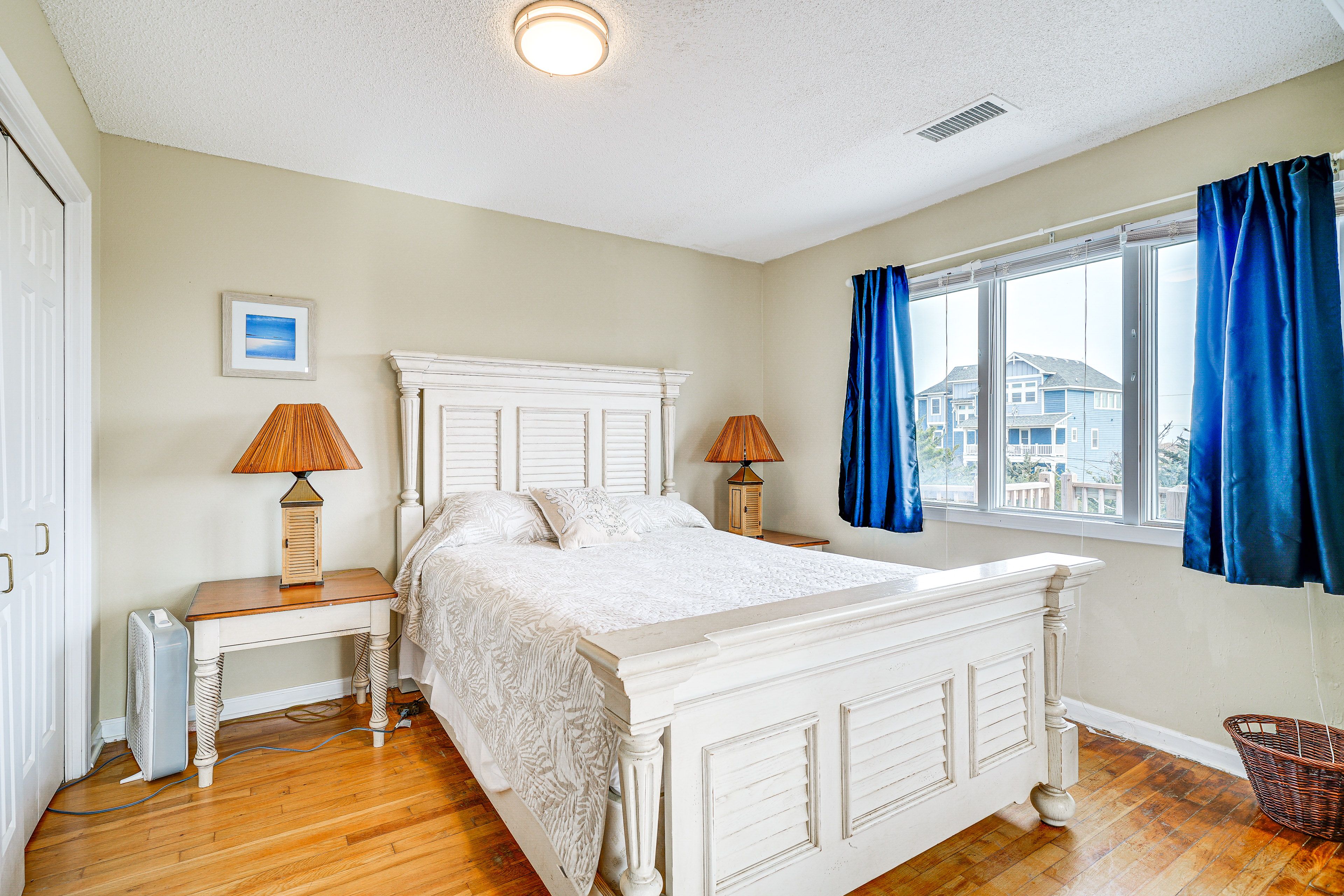 Bedroom 3 | 2nd Floor | Queen Bed | Smart TV