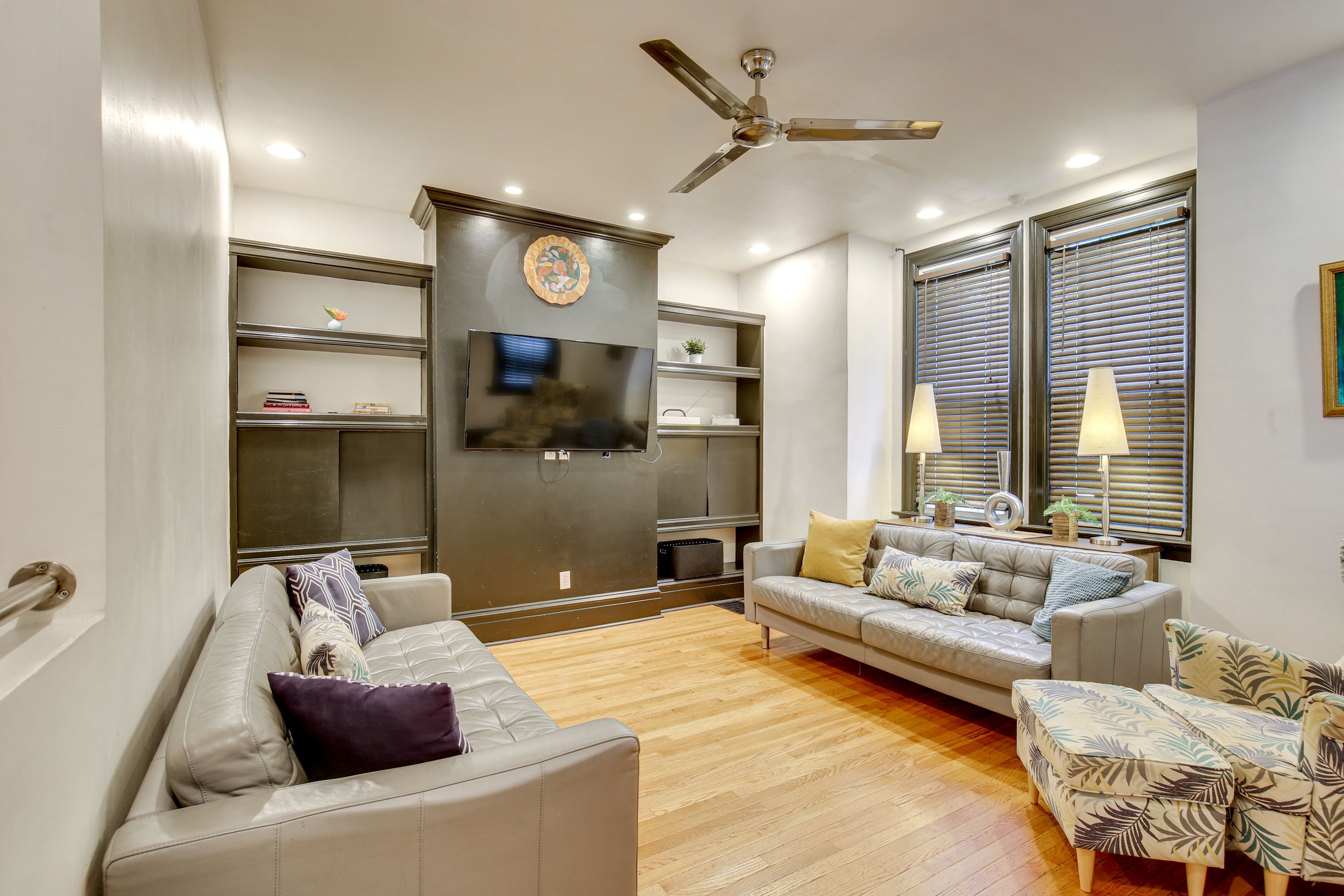 St. Louis Vacation Rental | 2BR | 1.5BA | Stairs Required | 1,250 Sq Ft