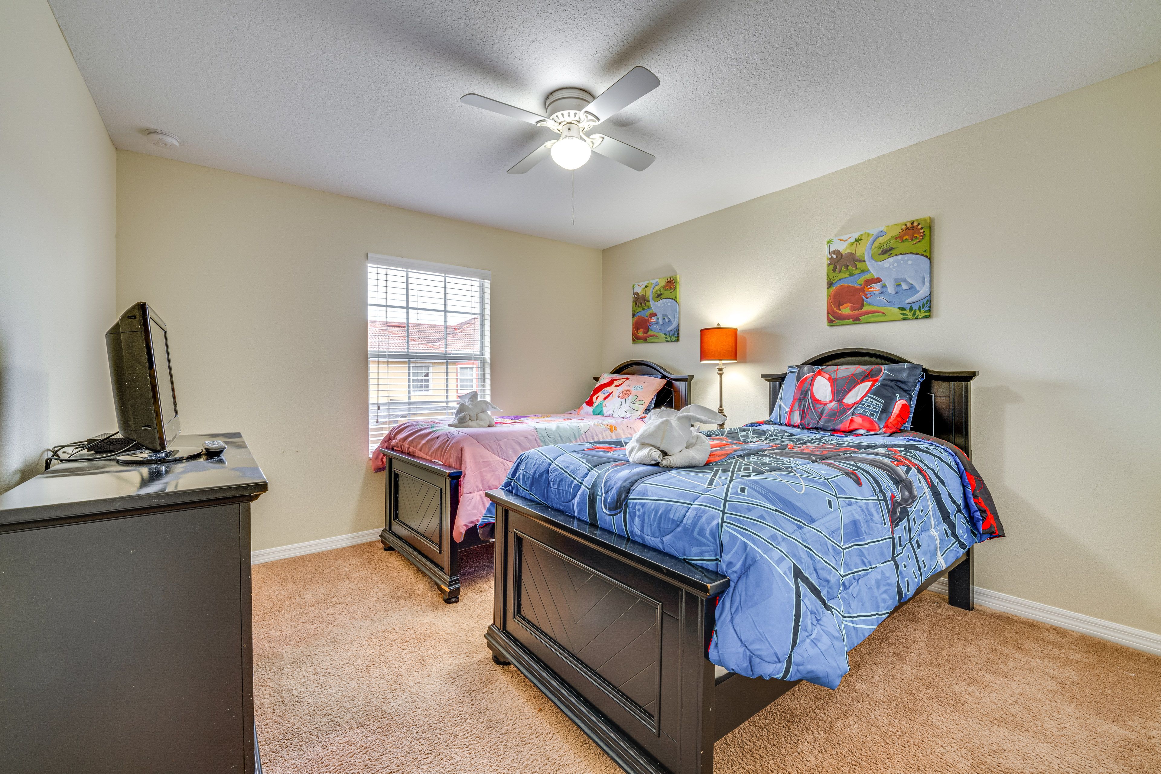 Bedroom 3 | 2nd Floor | 2 Twin Beds