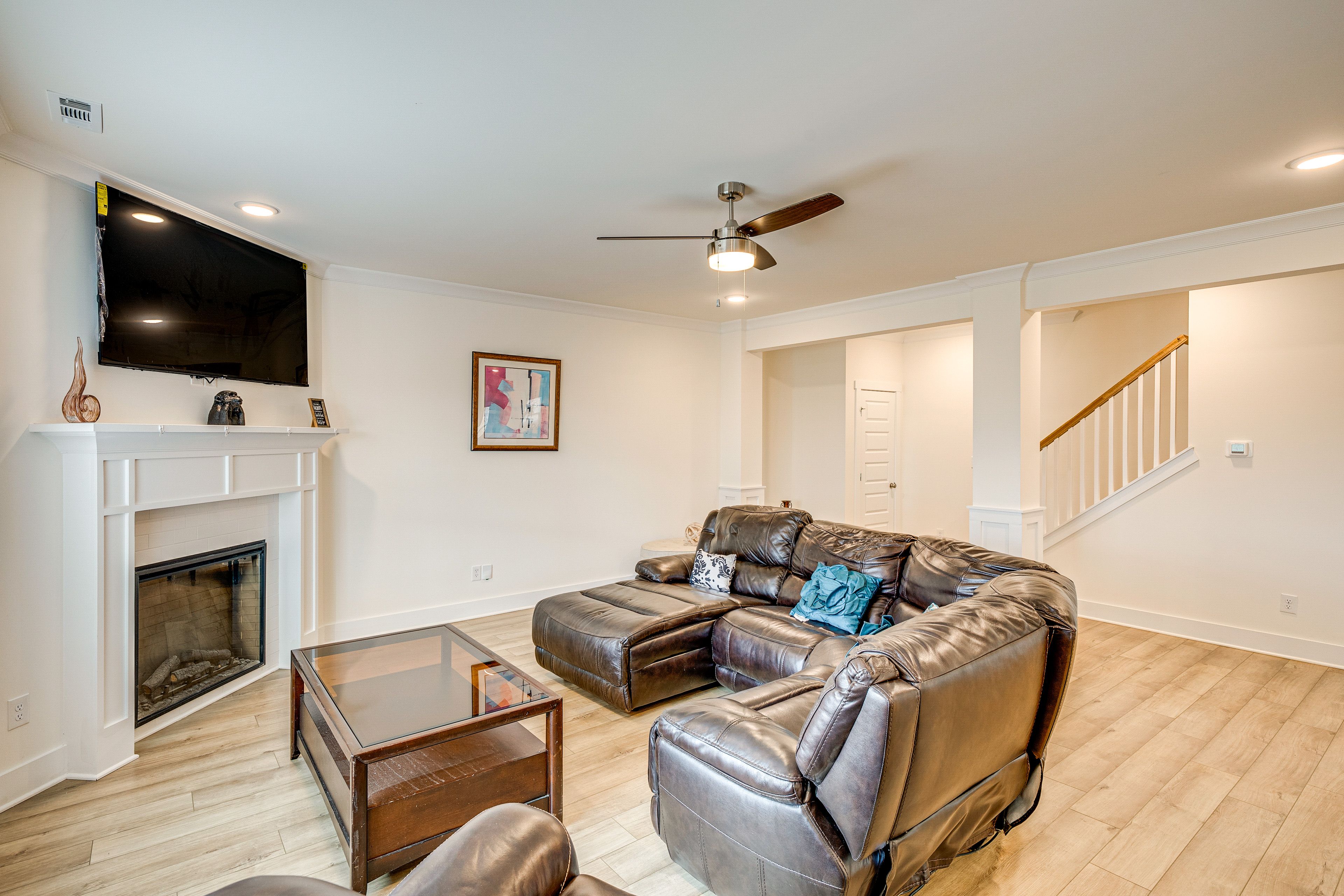 Living Room | Free WiFi | Central A/C & Heat | 1st Floor