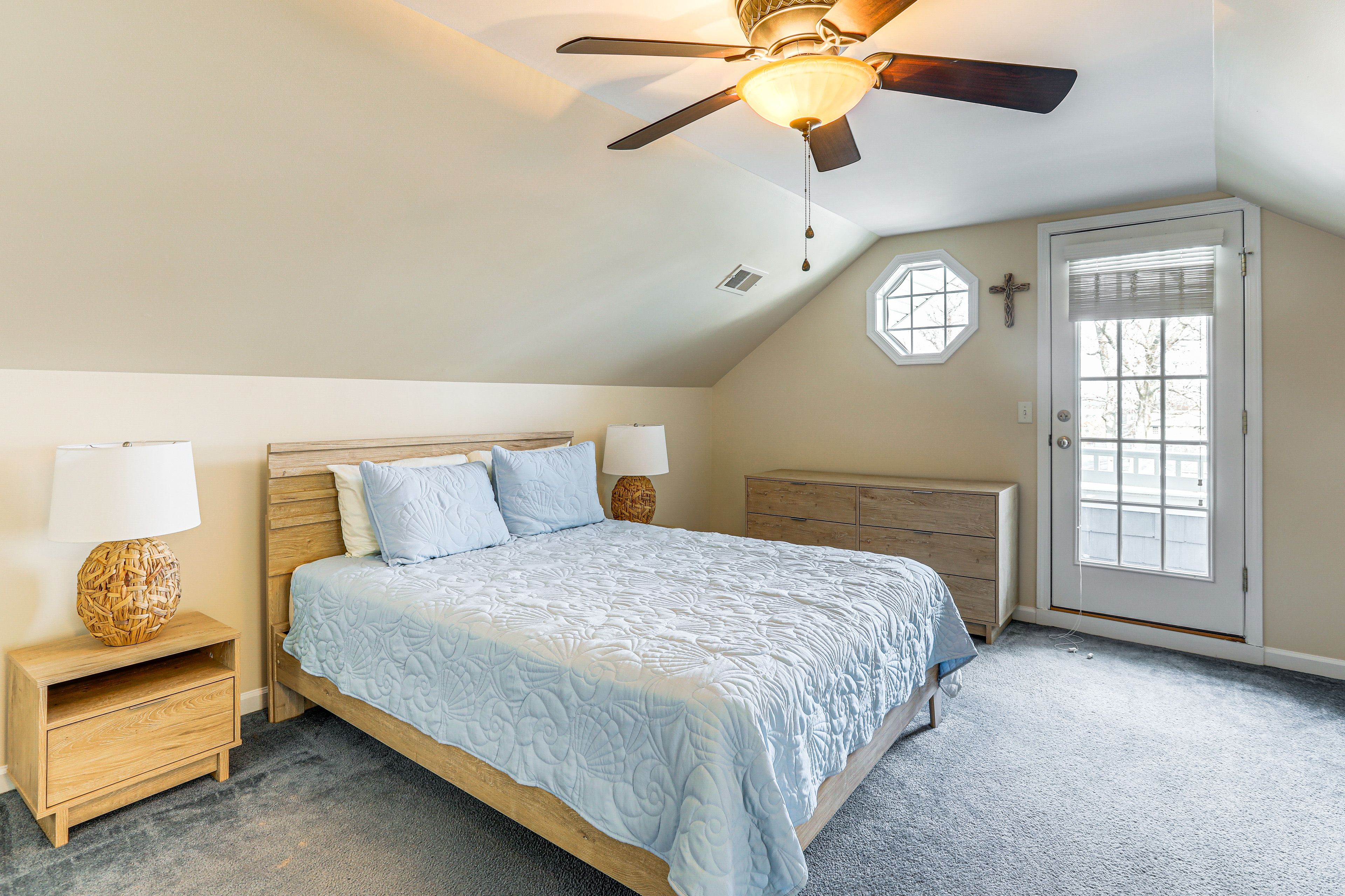 Bedroom 5 | 3rd Floor | Queen Bed