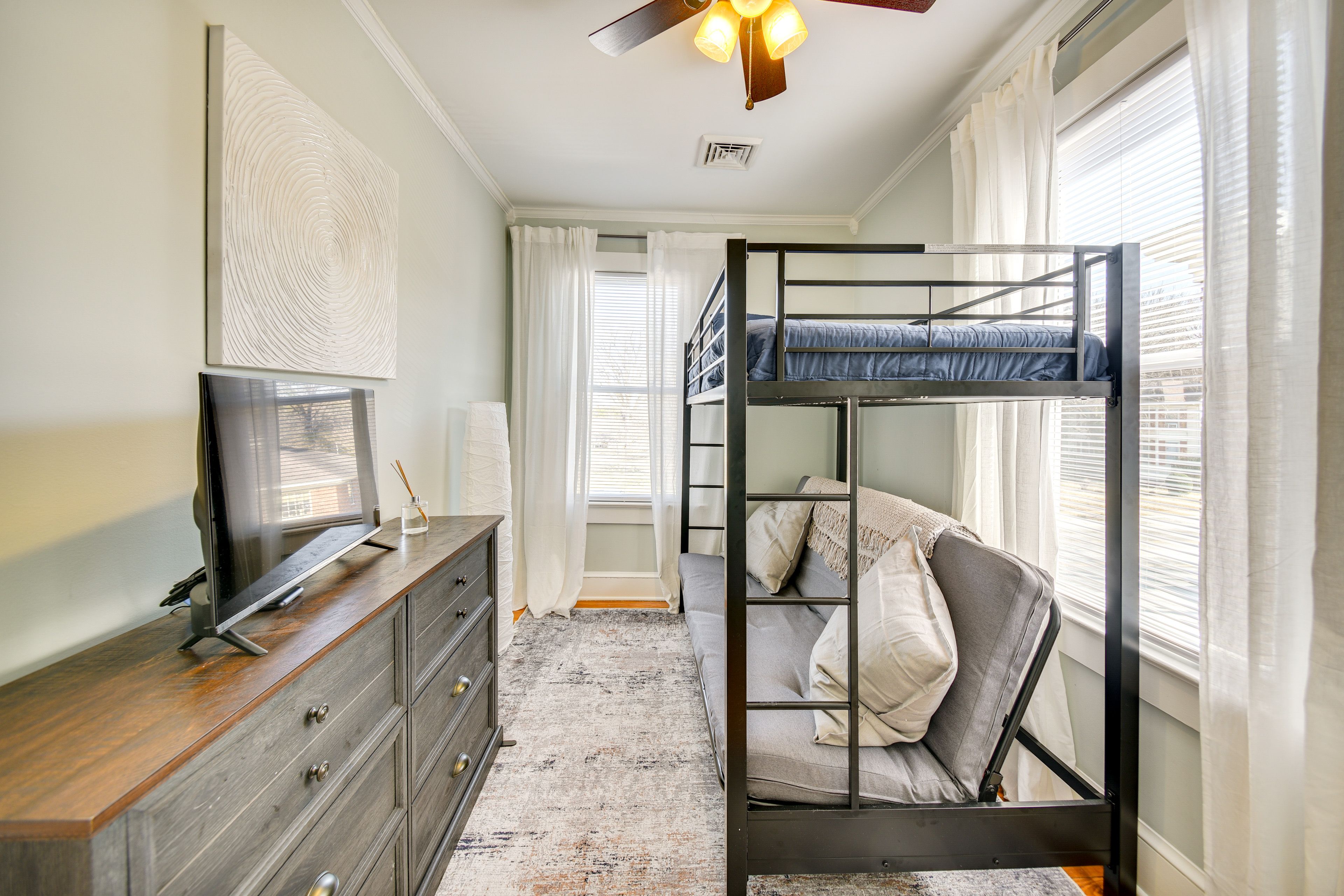 Bedroom 2 | Twin/Full Futon Bunk Bed | Linens Provided