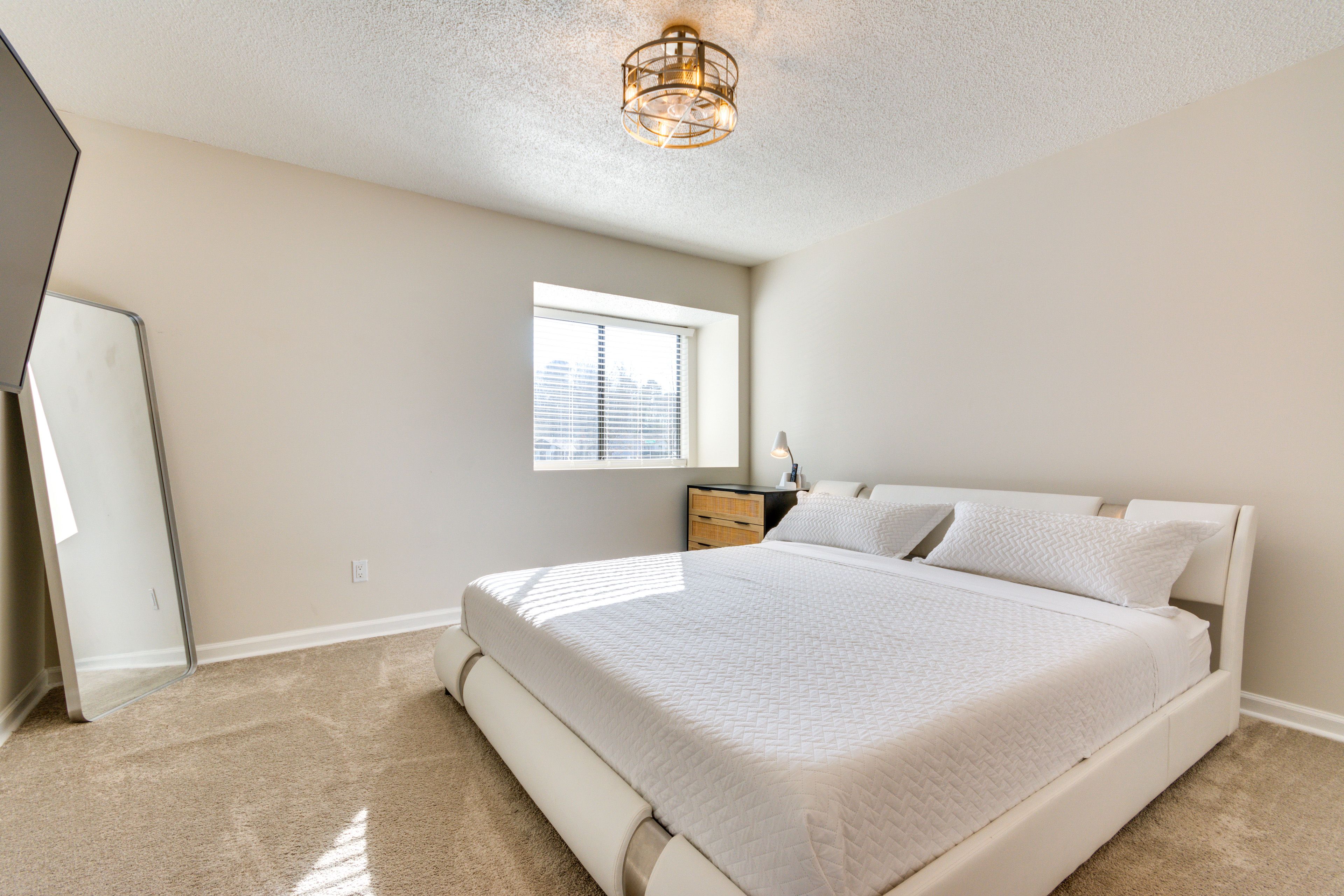 Bedroom 1 | King Bed | Tempur-Pedic Mattress | Smart TV