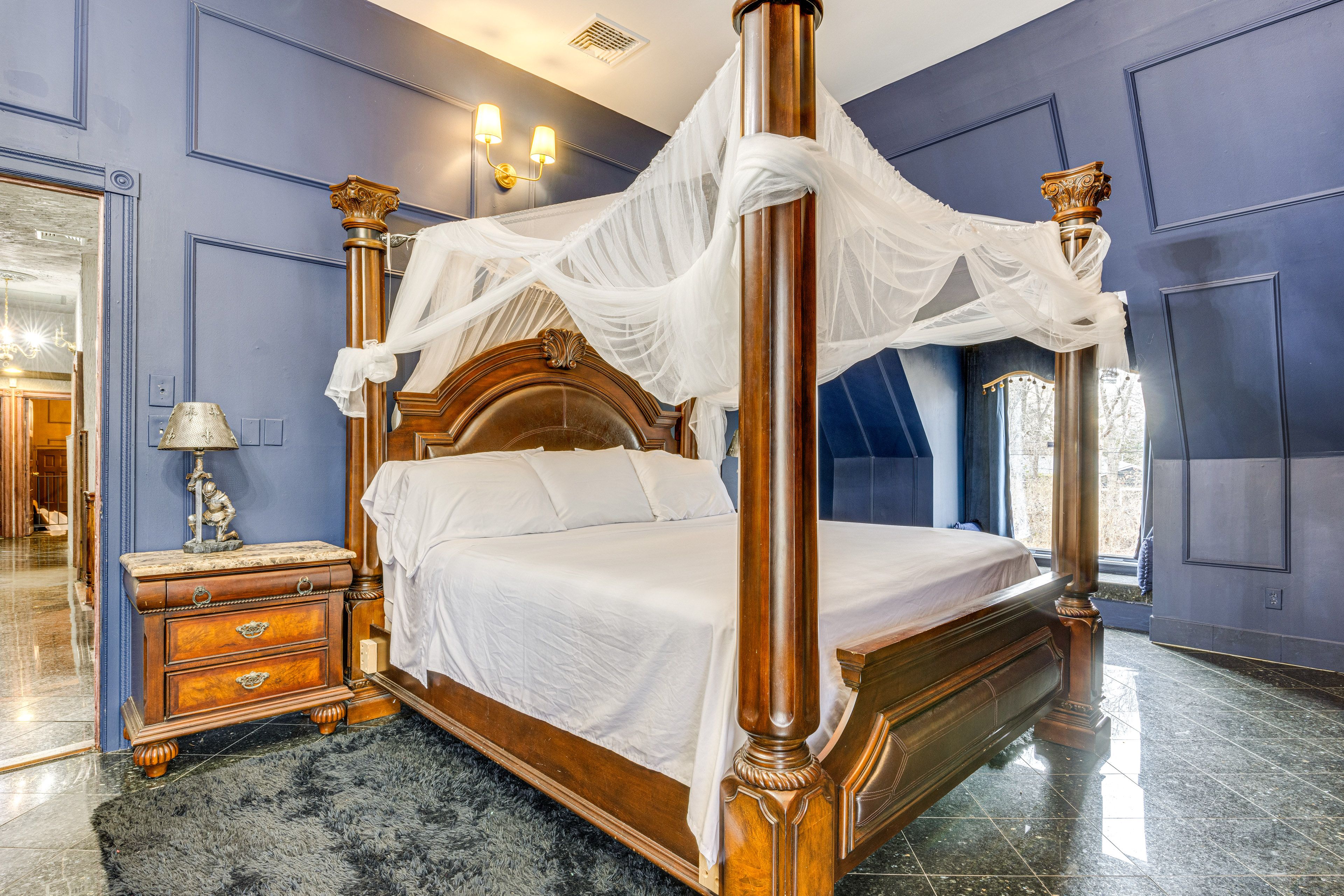 Bedroom 1 | King Bed | 2nd Floor