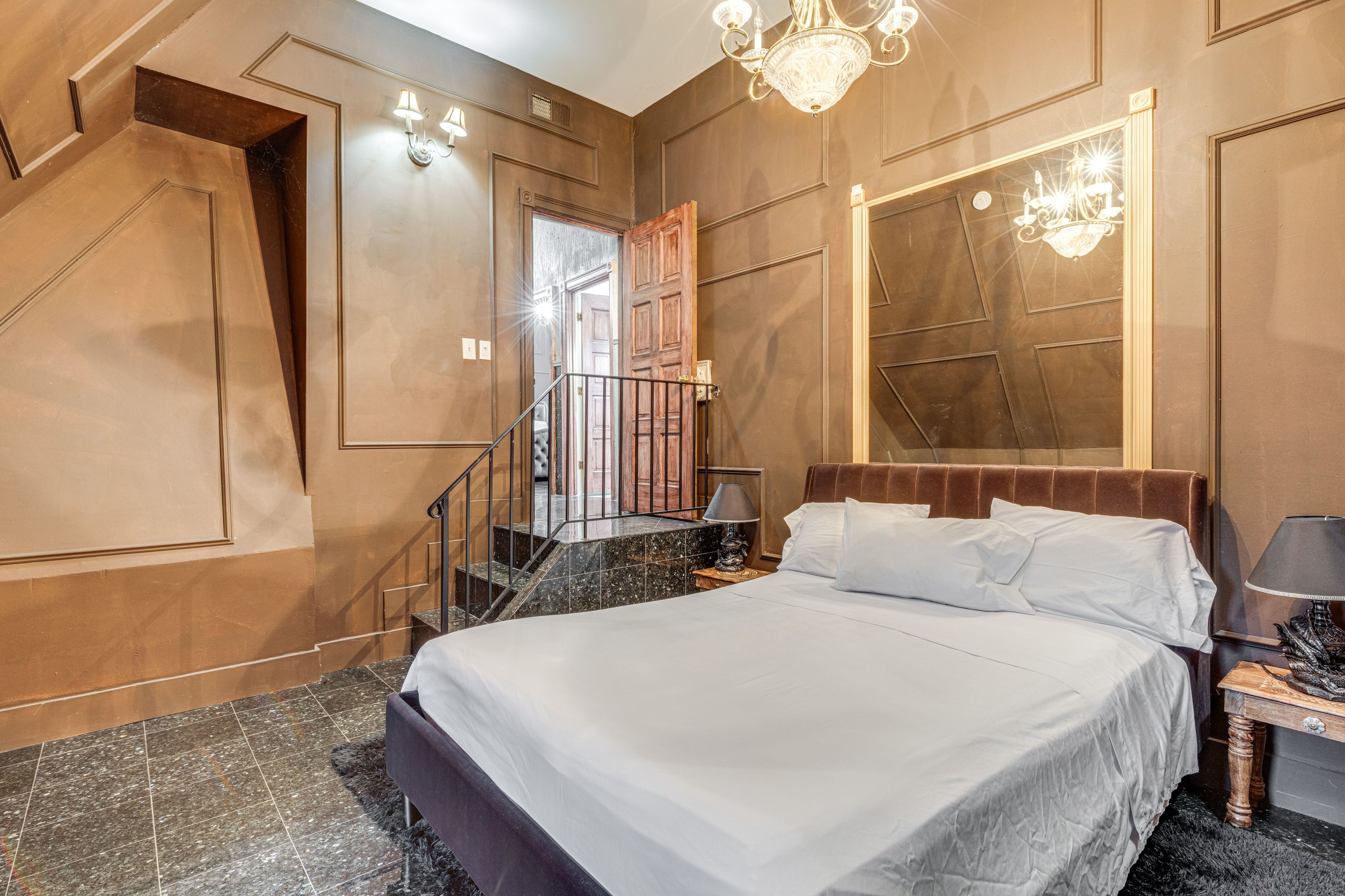 Bedroom 4 | Queen Bed | 2nd Floor