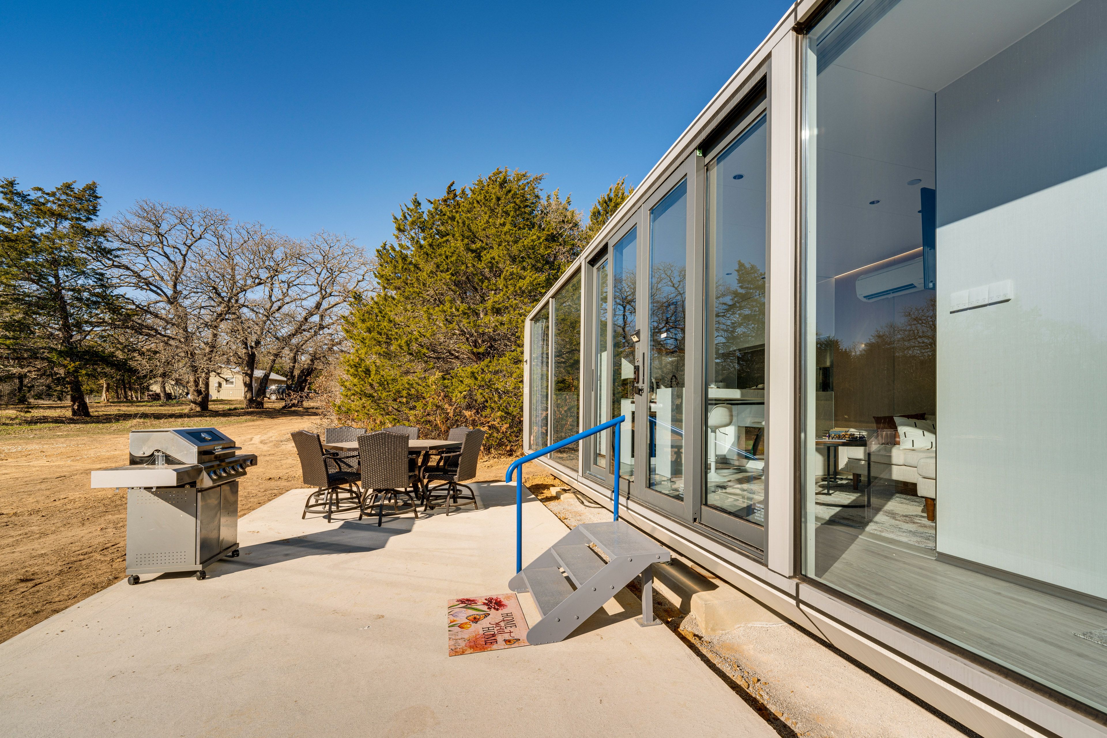 Patio | Gas Grill | Dining Area