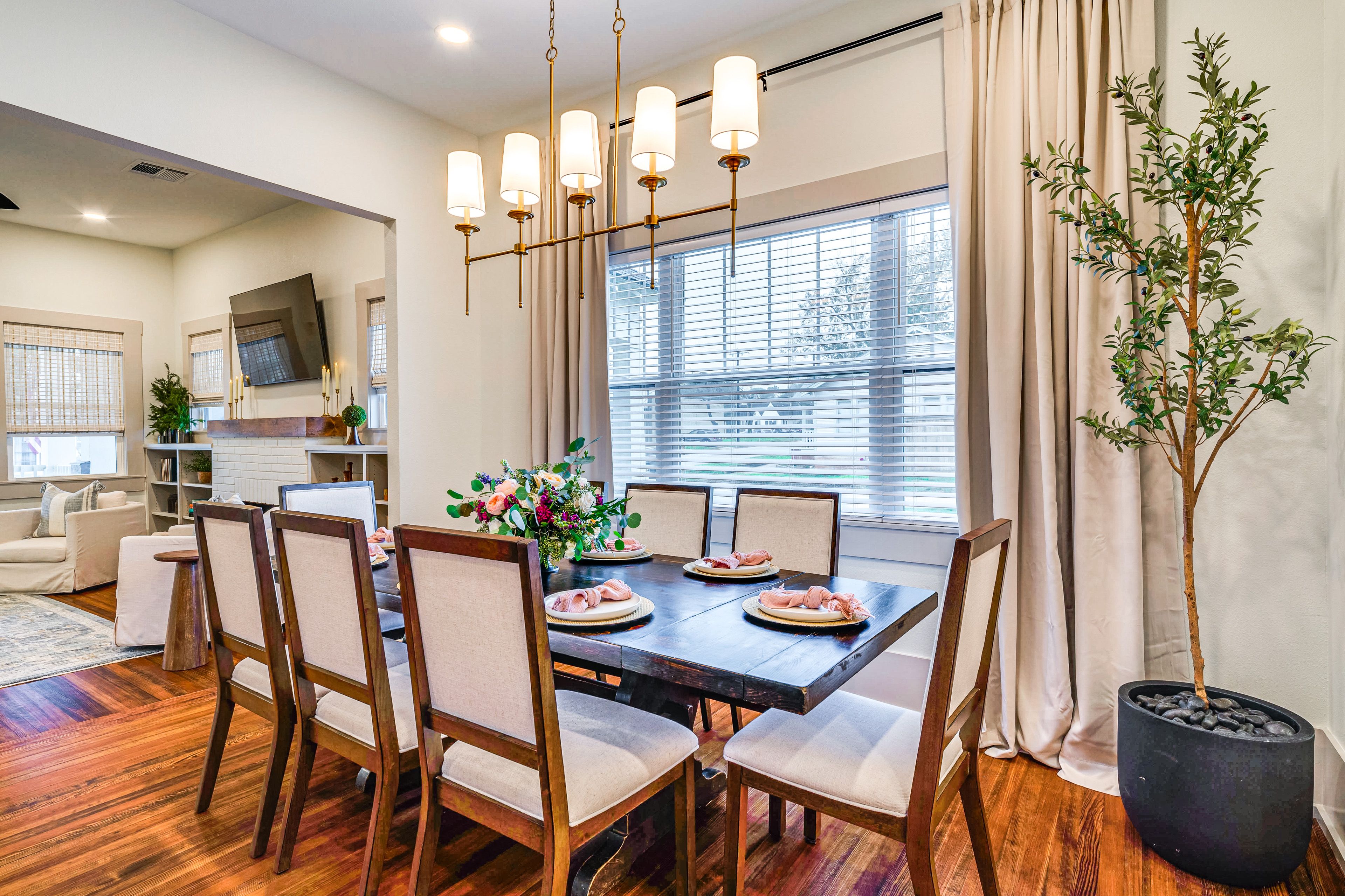 Dining Room | 1st Floor | Dishware & Flatware