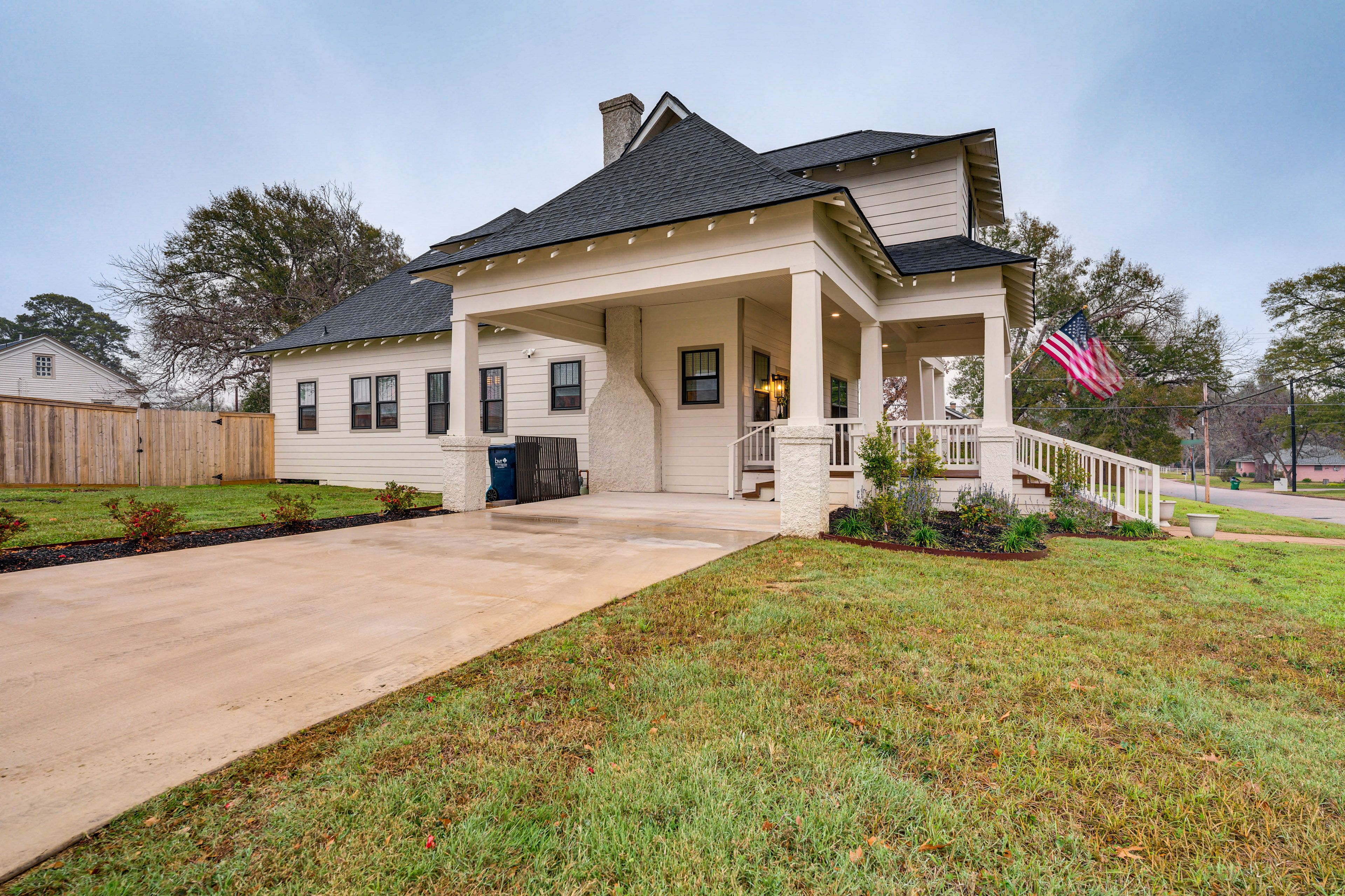 Parking | Driveway (4 Vehicles) | Free Street Parking (First-Come, First-Served)