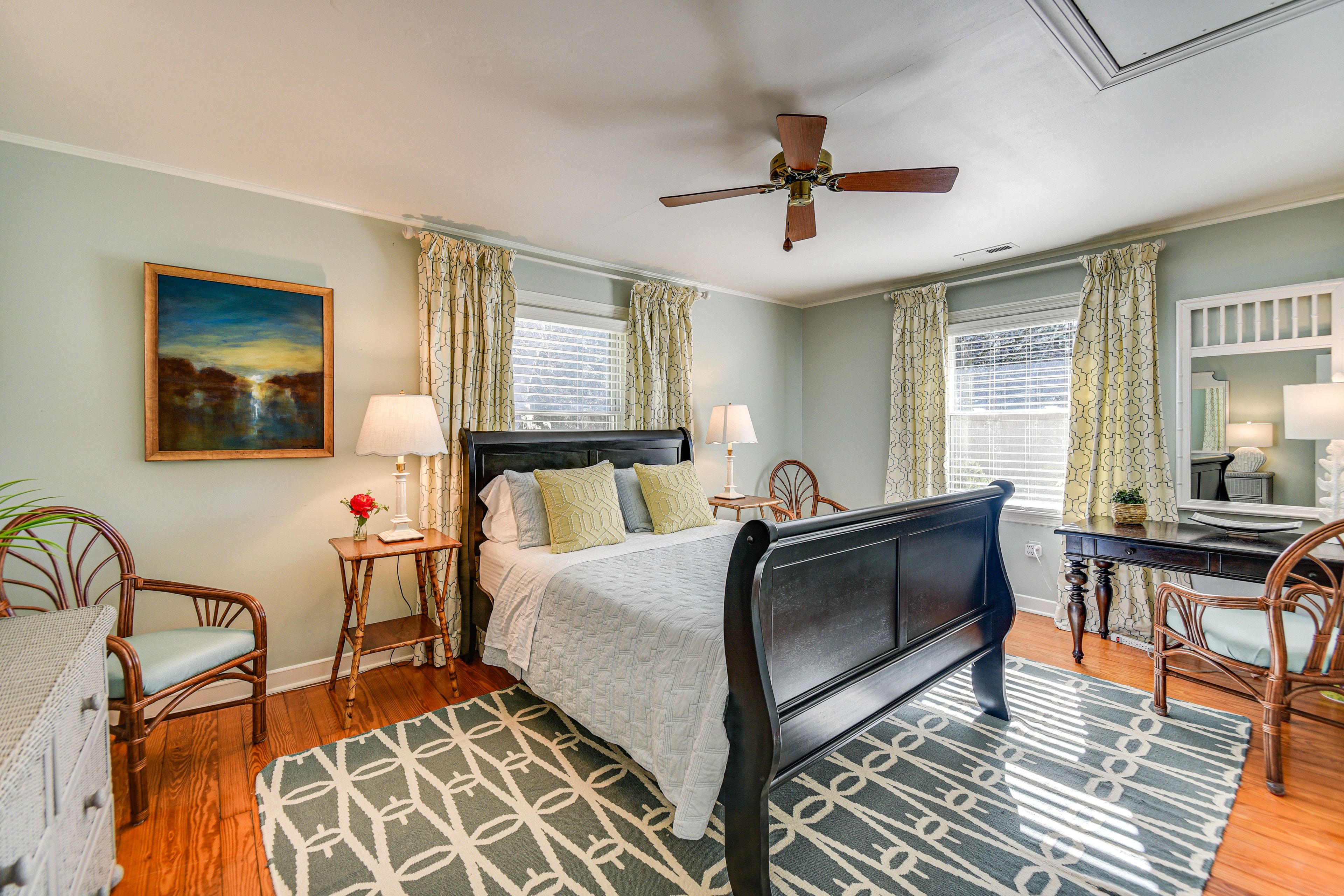 Bedroom 2 | 1st Floor | Queen Bed | Linens Provided