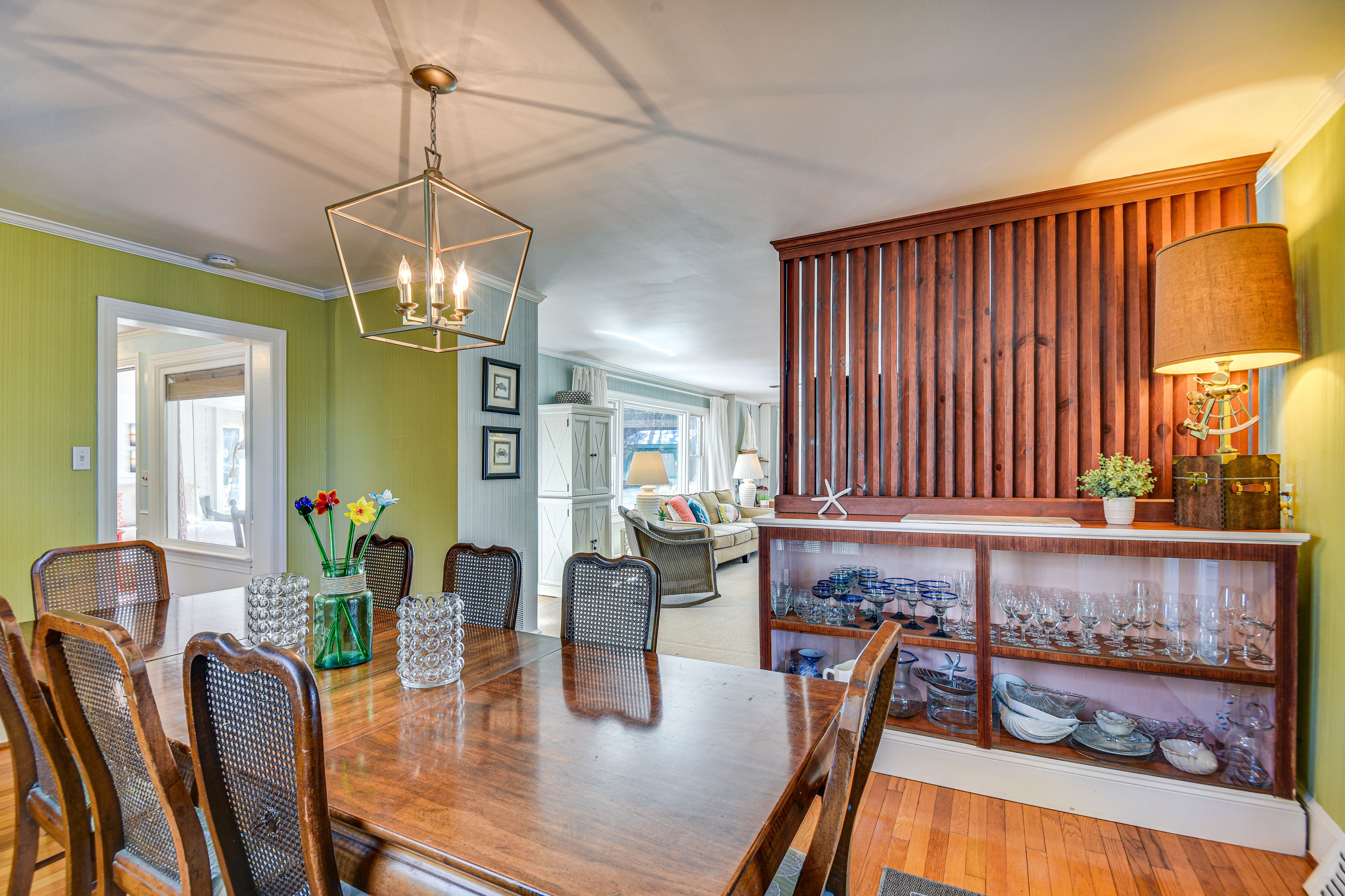 Dining Room | 1st Floor | Dishware & Flatware