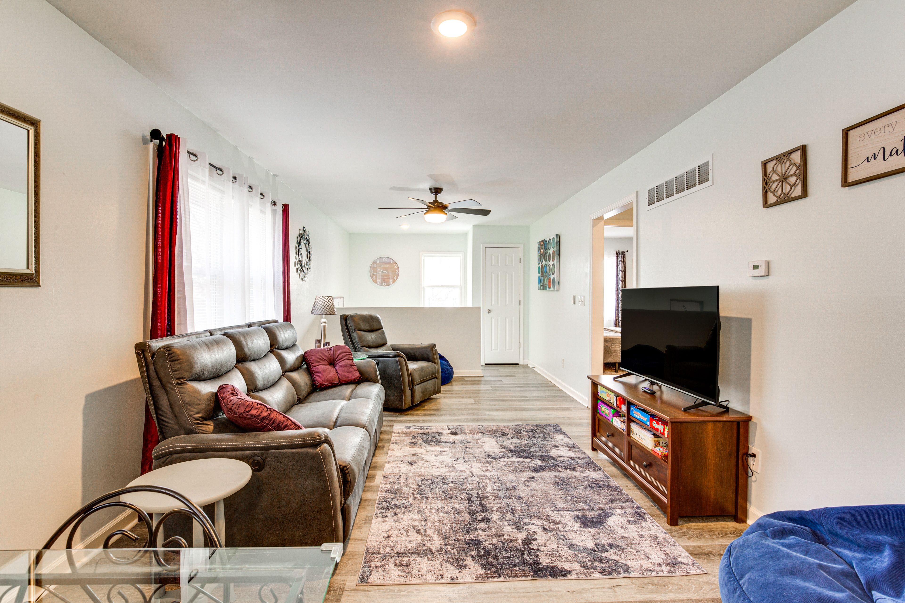 Living Room | 1st Floor | Free WiFi | Interior Stairs Required