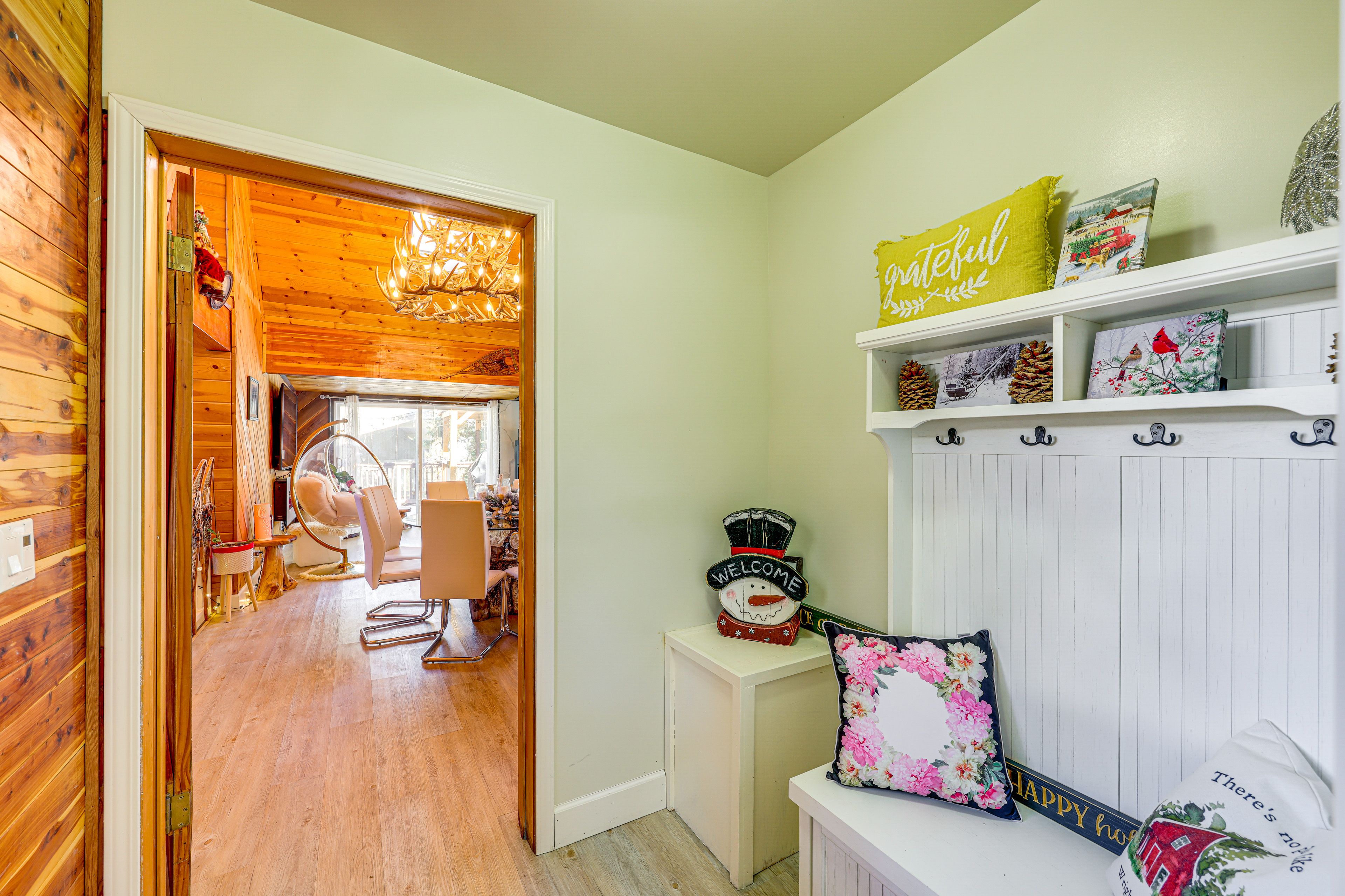Mudroom | Main Level