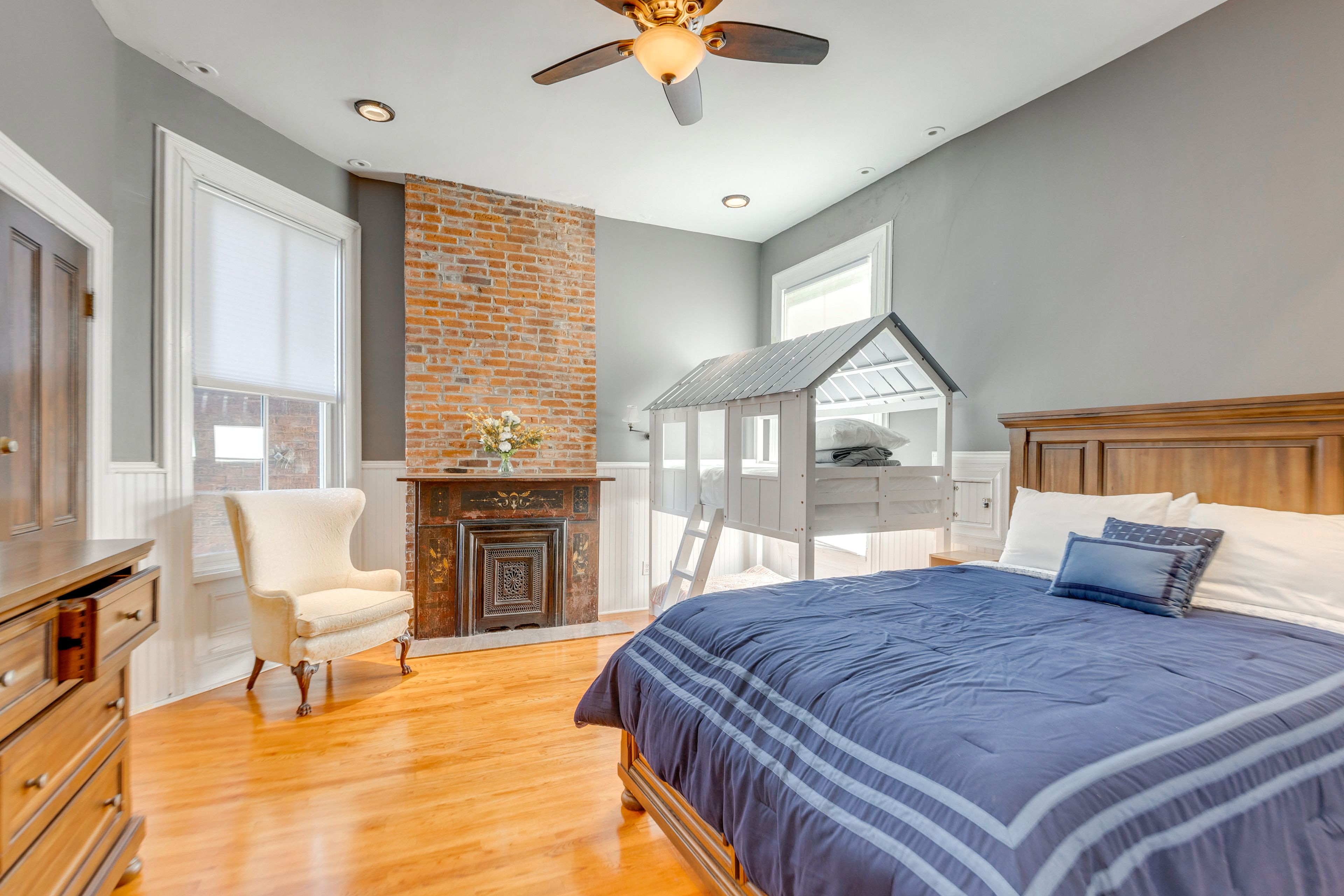 Bedroom 2 | Queen Bed | Children's Bunk Bed | 2nd Floor