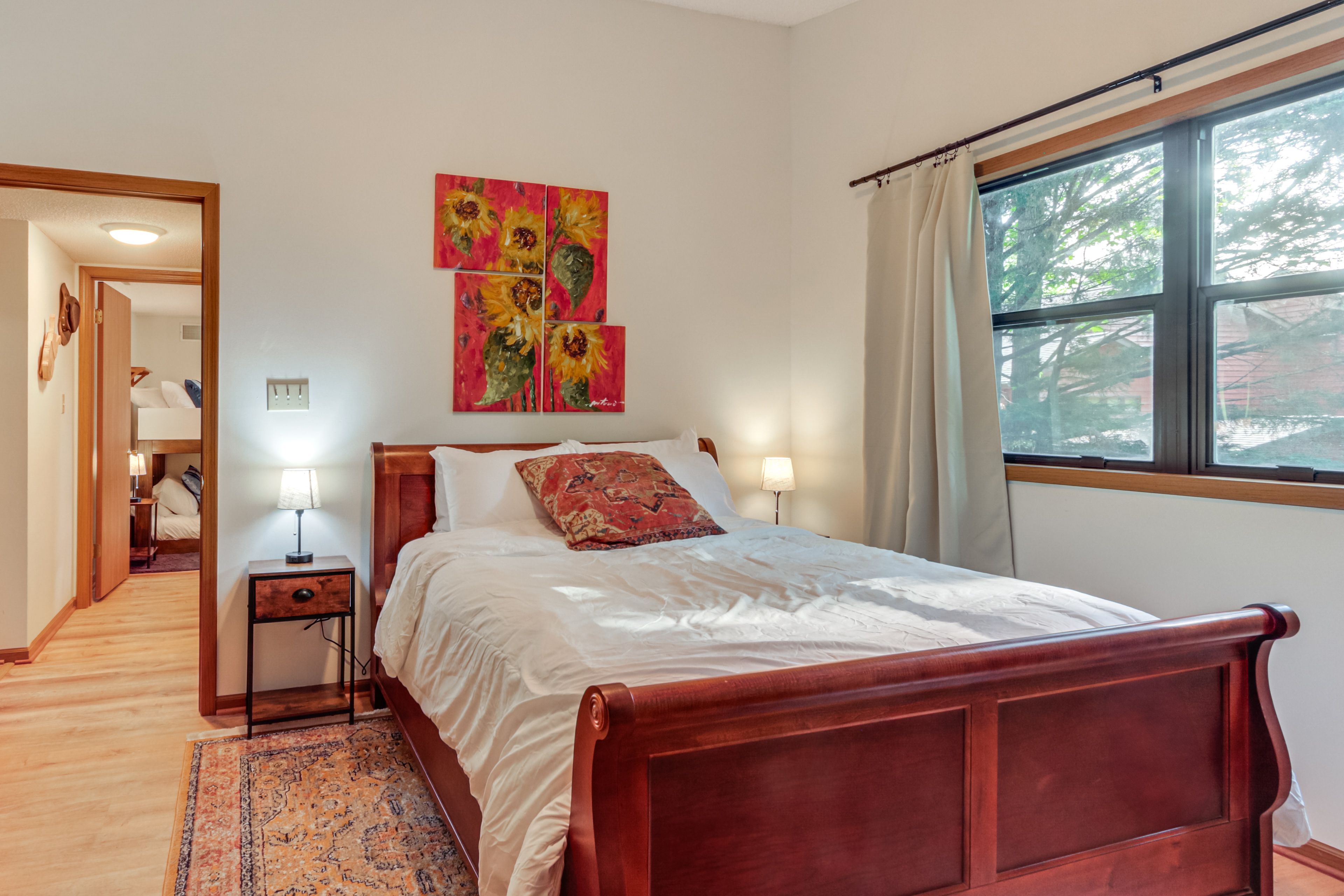 Bedroom 2 | Queen Bed | 2nd Floor