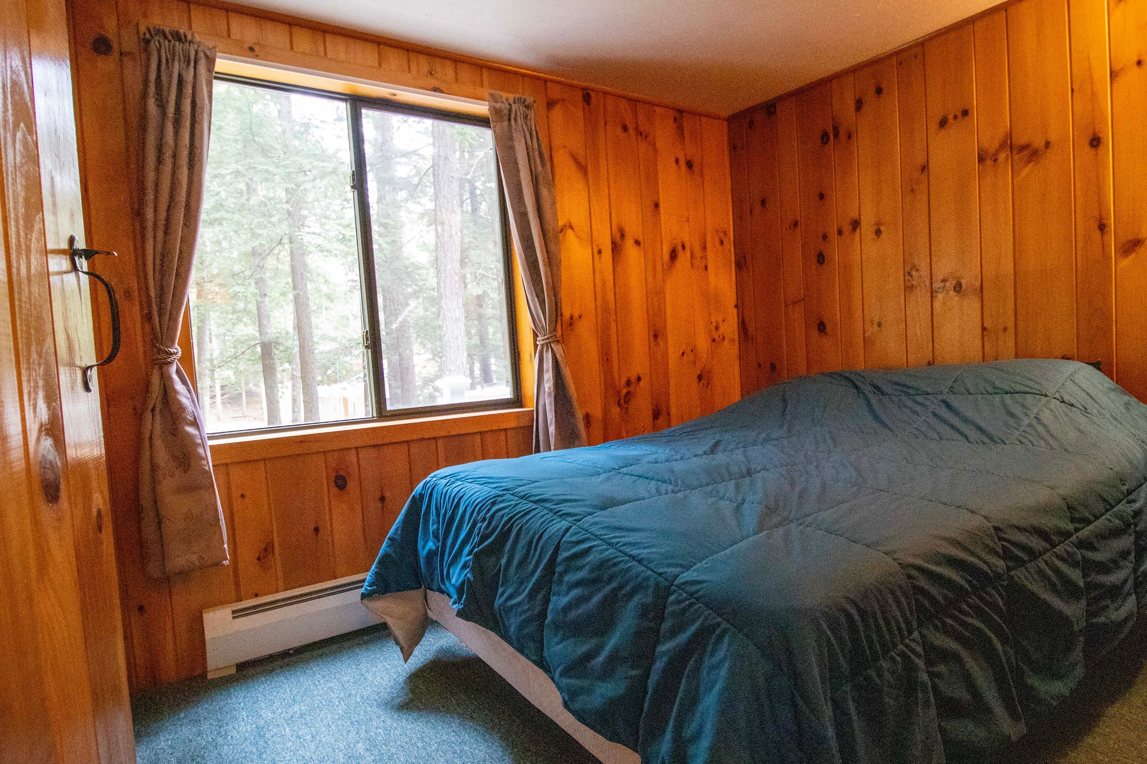 Bedroom 3 | Full Bed | Main Floor