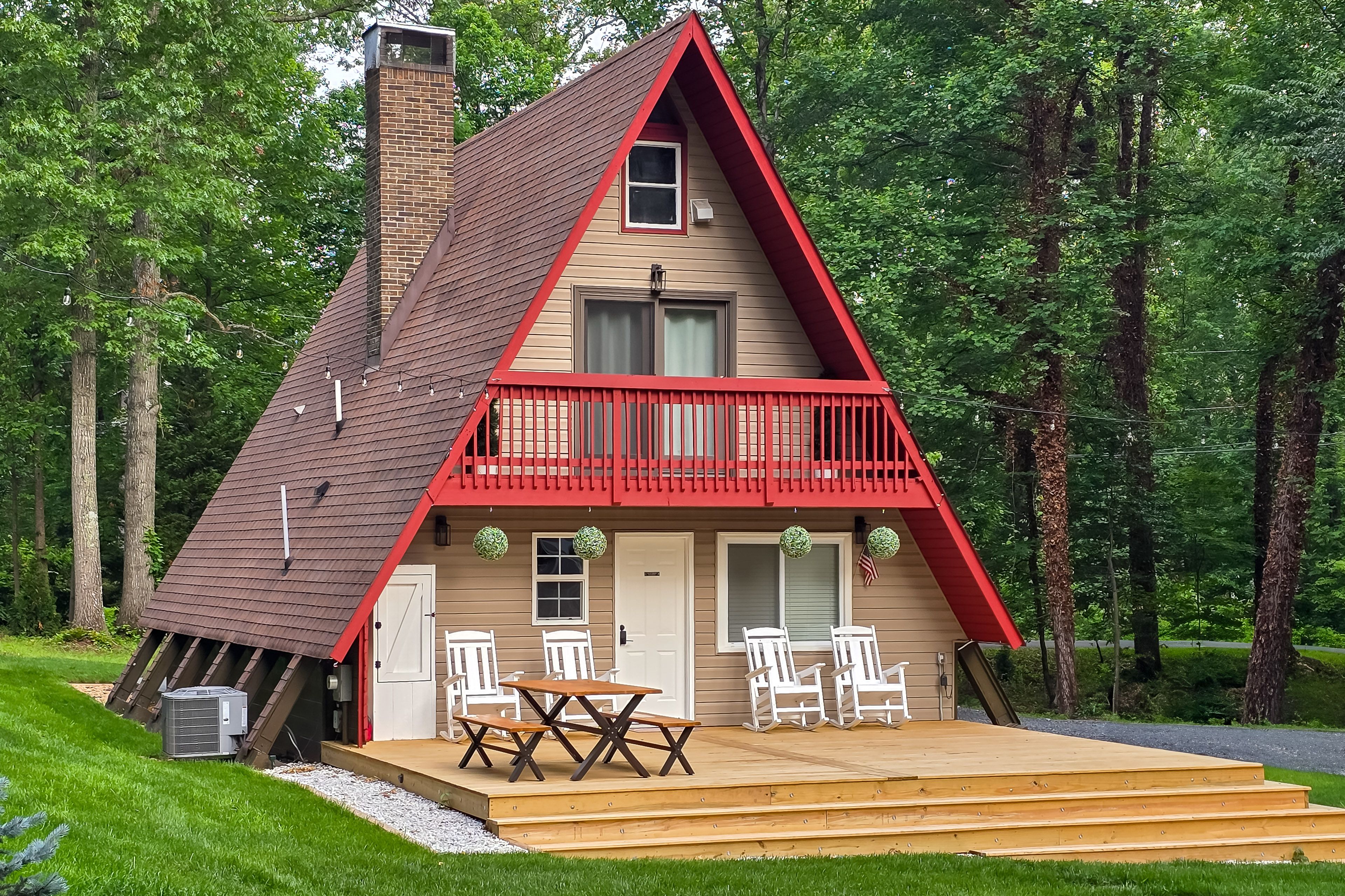 Stafford Vacation Rental | 3BR | 2BA | 4 Steps to Enter | 1,080 Sq Ft