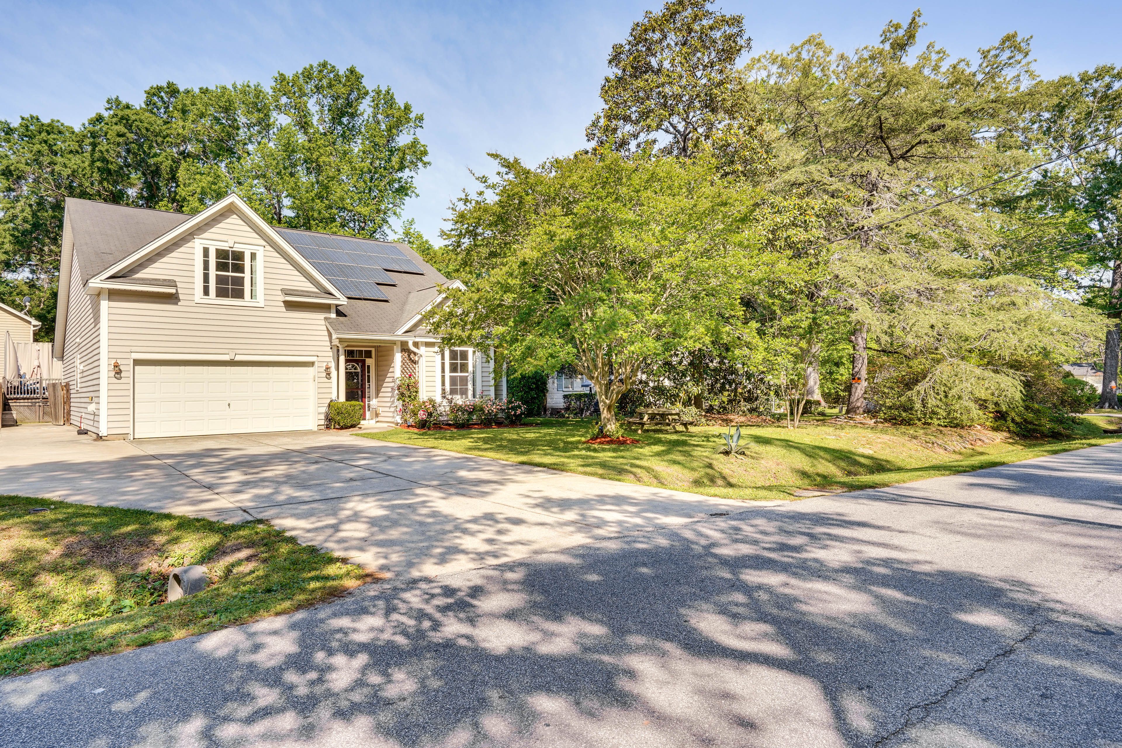 Exterior | Driveway (3 Vehicles) | RV Parking