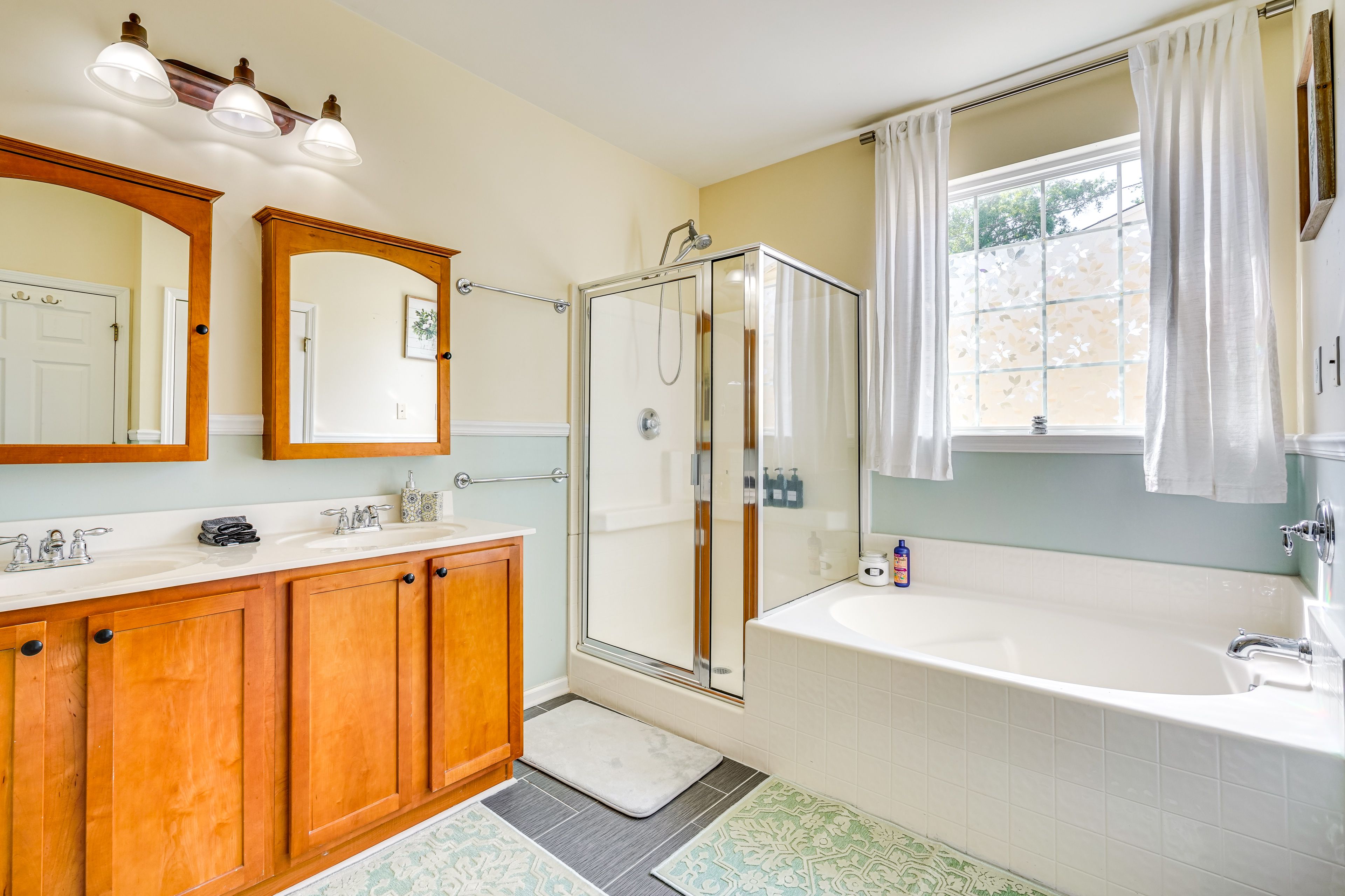 Bathroom | Towels Provided | 1st Floor