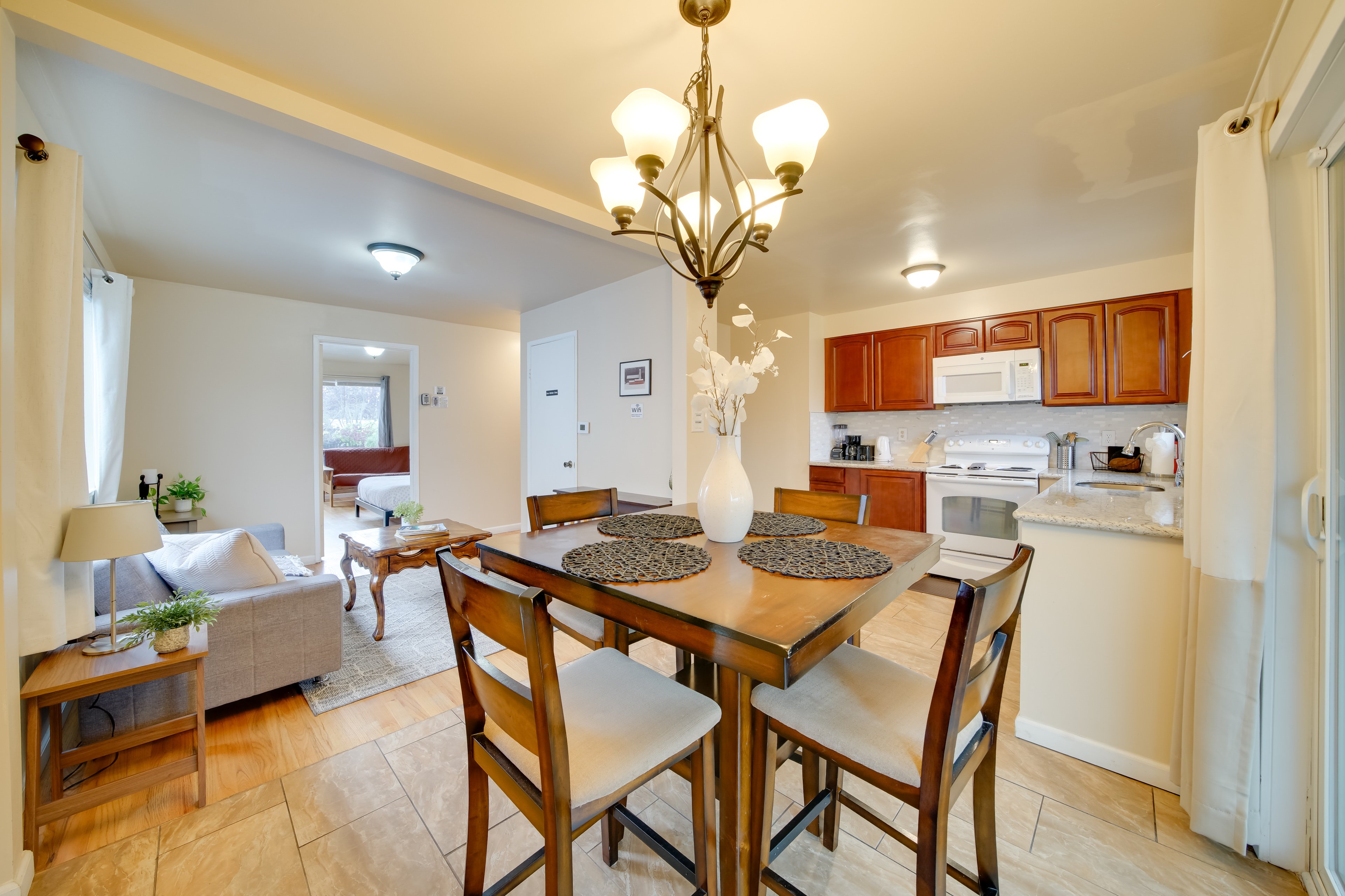 Dining Area | Open Floor Plan