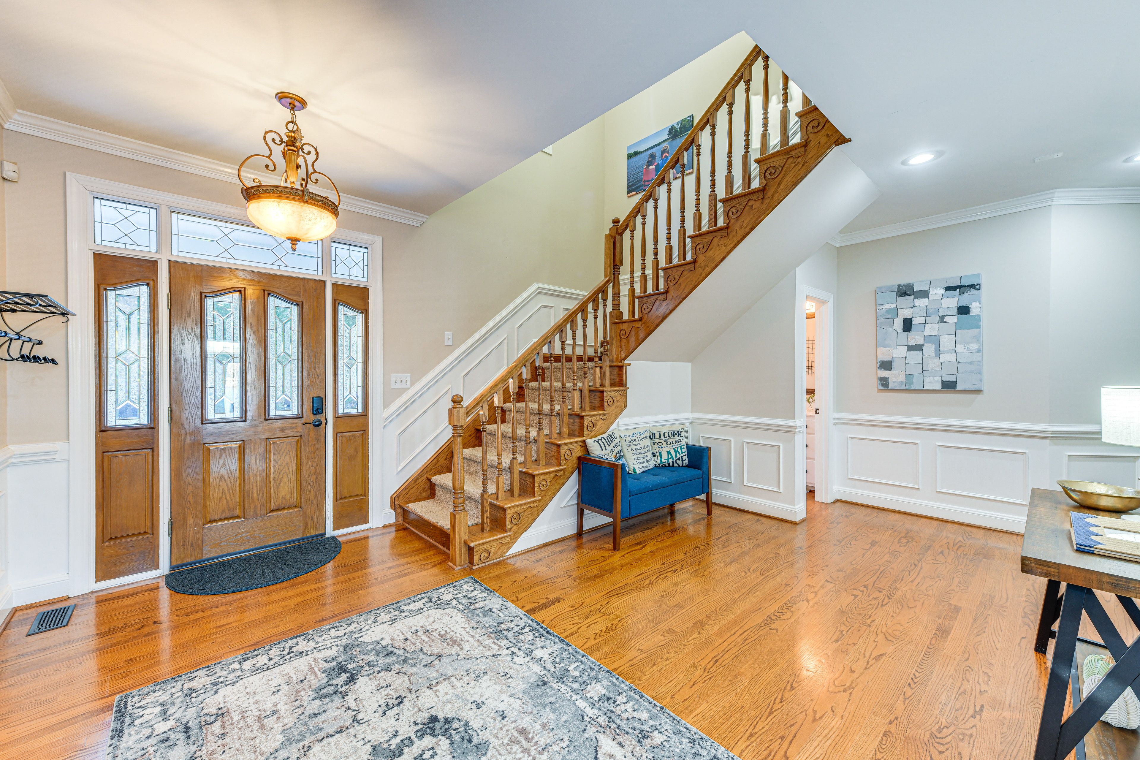 Stairs to 2nd Floor