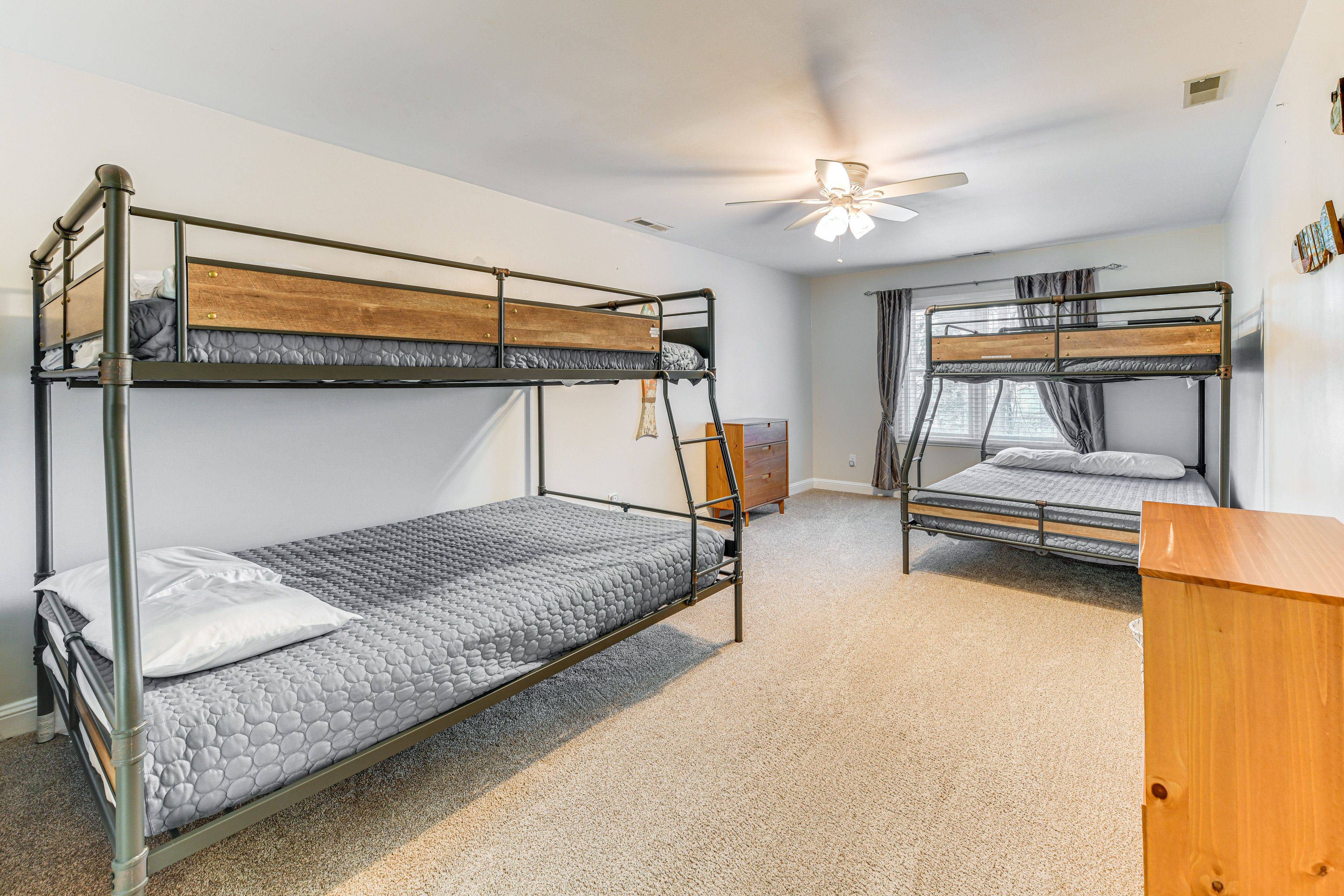 Bedroom 5 | 2 Full/Queen Bunk Beds | 2nd Floor