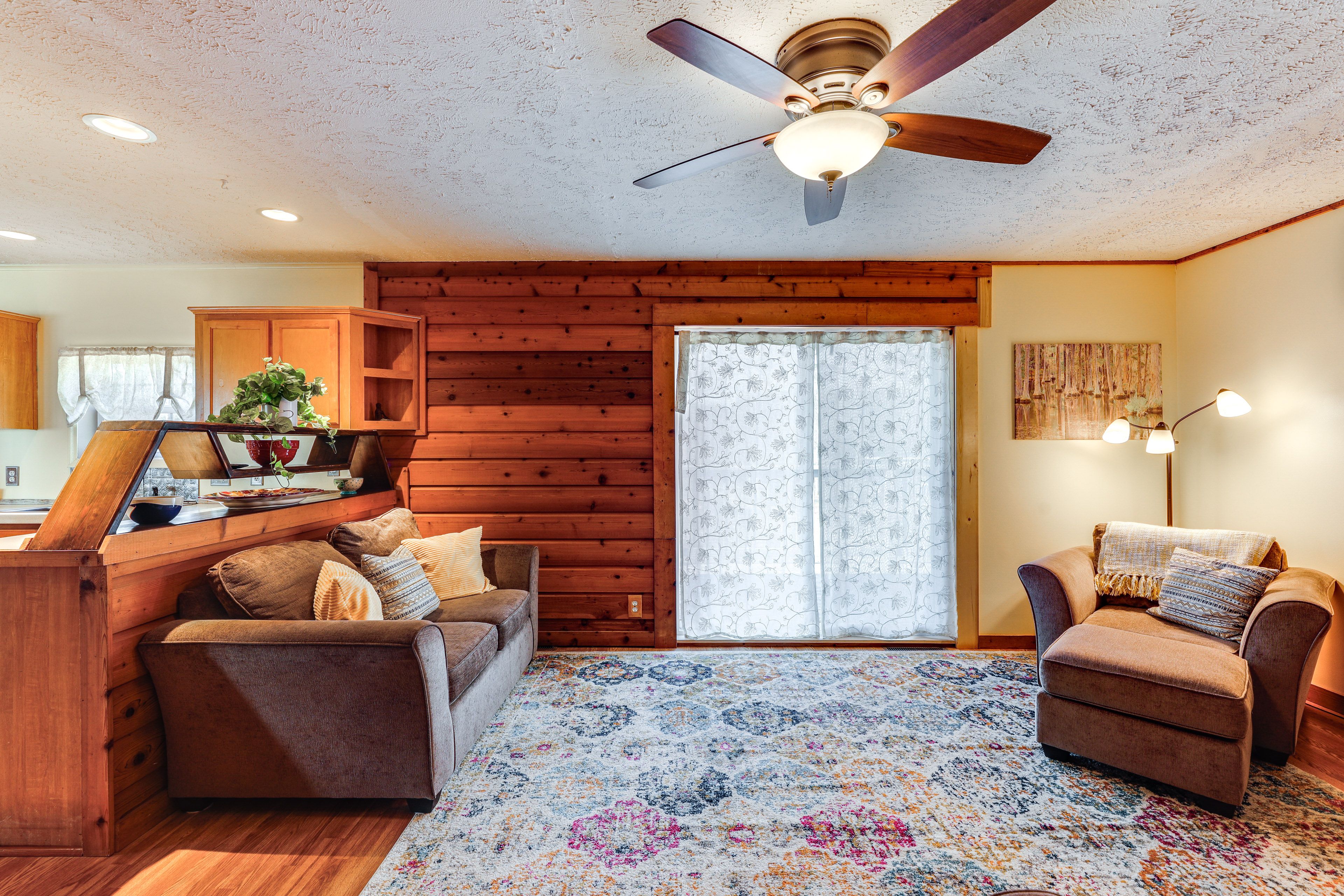 Family Room | Free WiFi