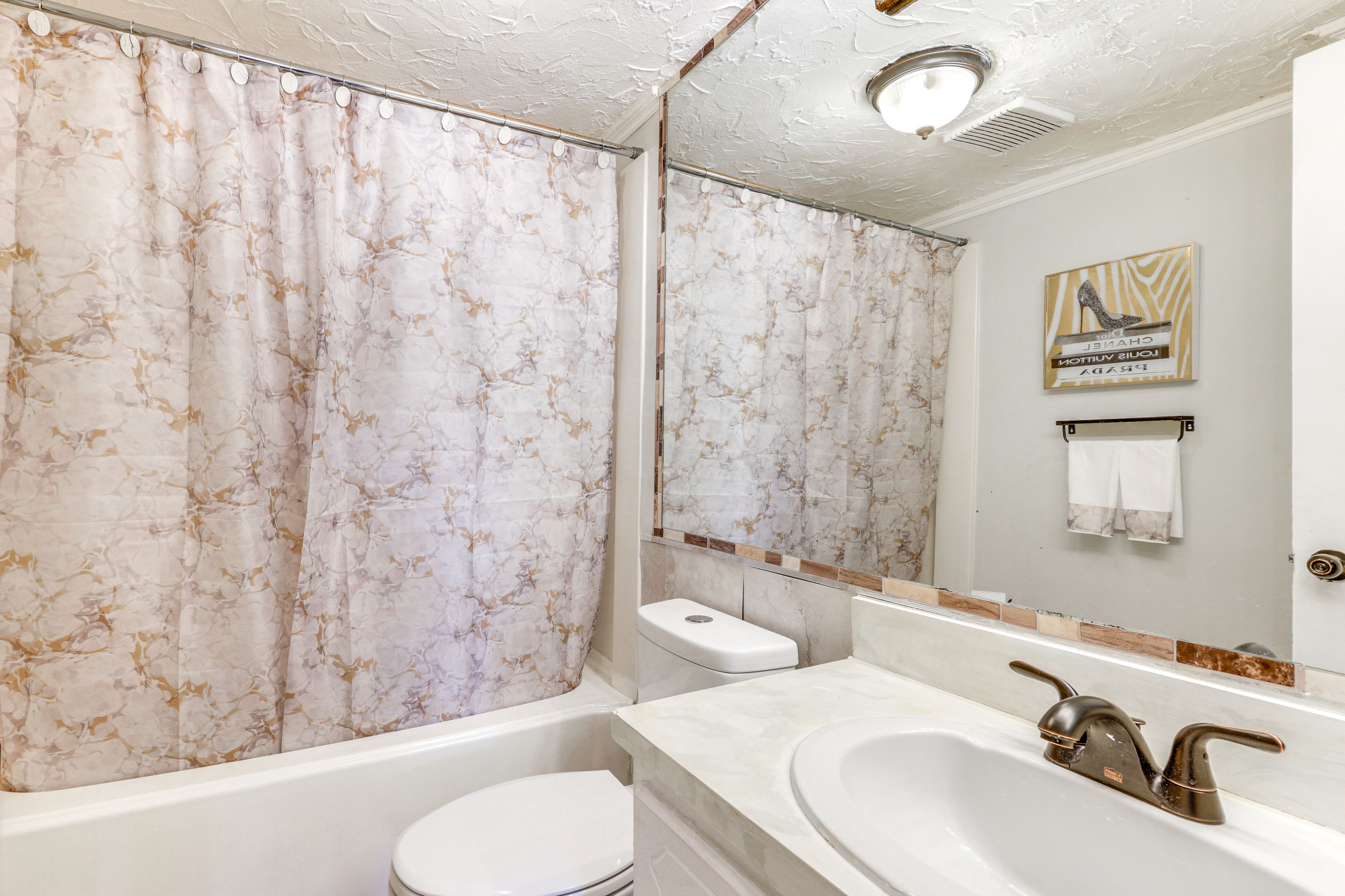 Full Bathroom | Basement