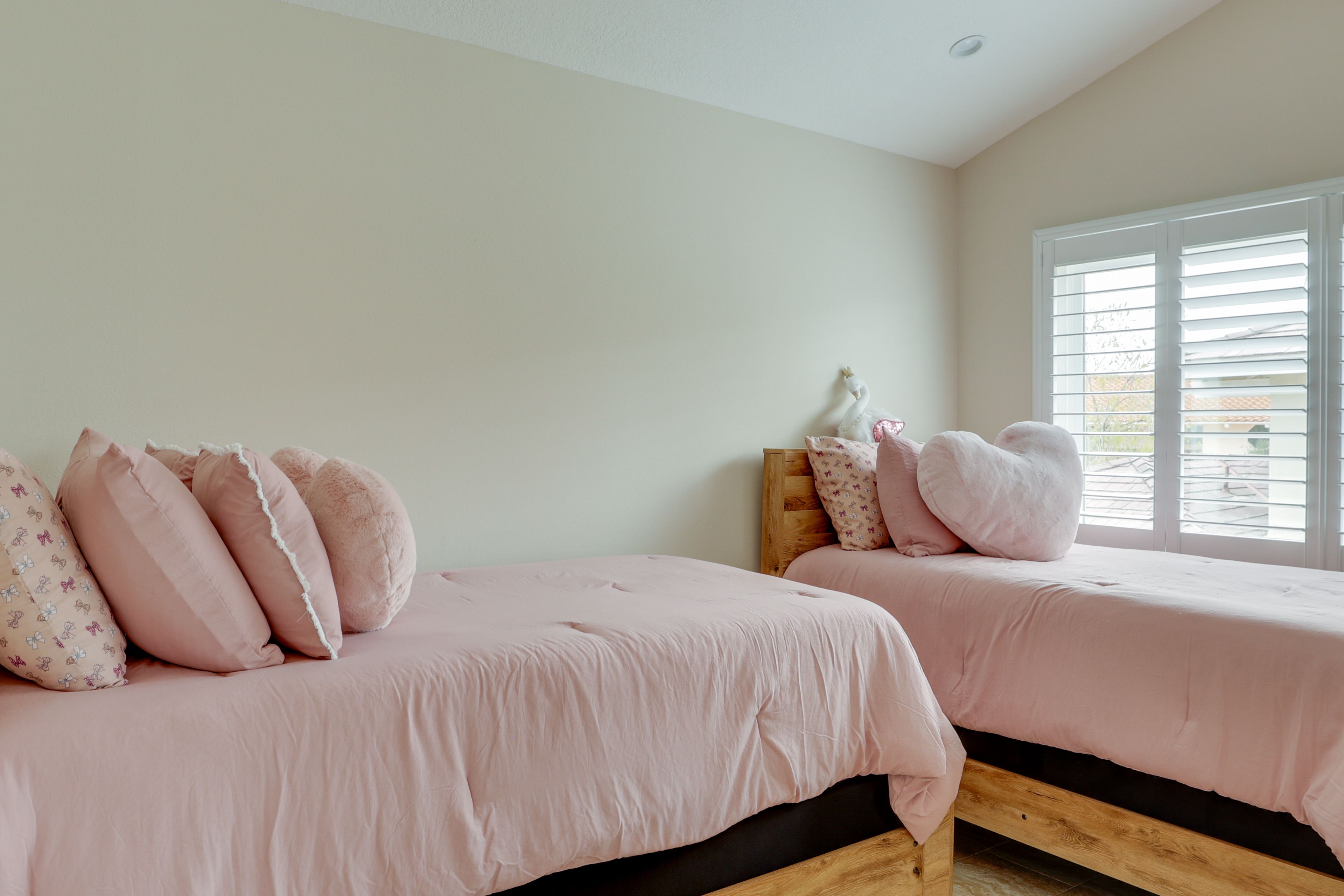 Bedroom 3 | 2 Twin Beds | 2nd Floor