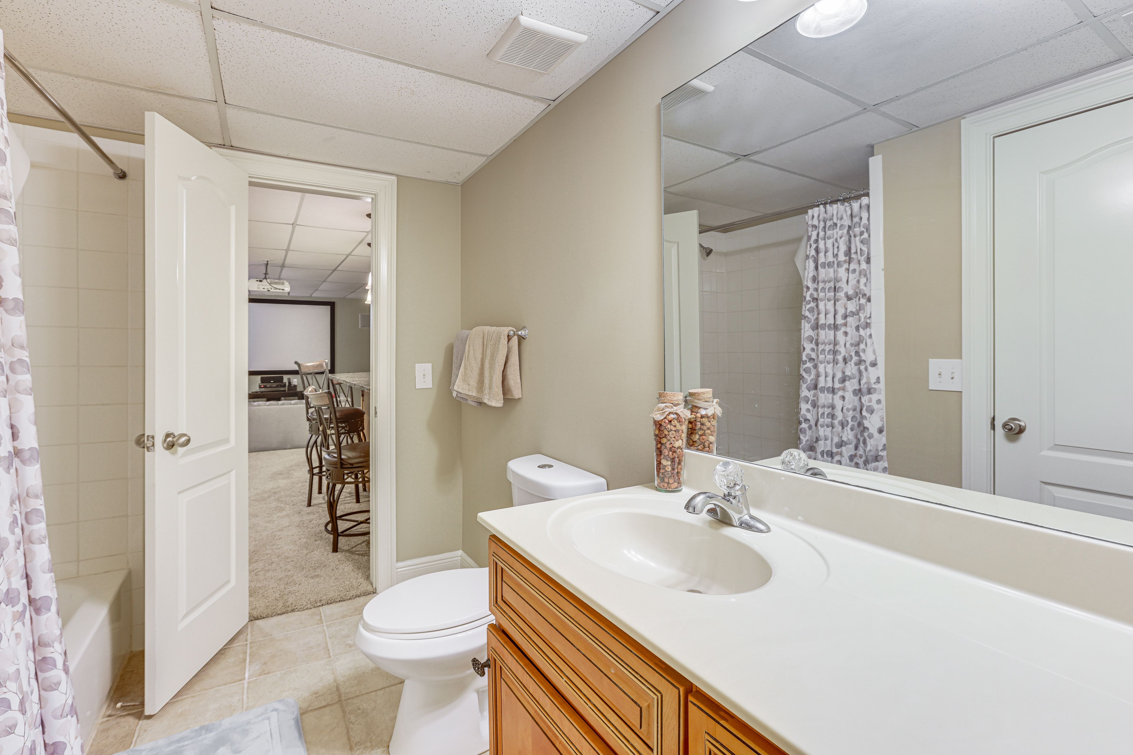 Full Bathroom | Lower Level
